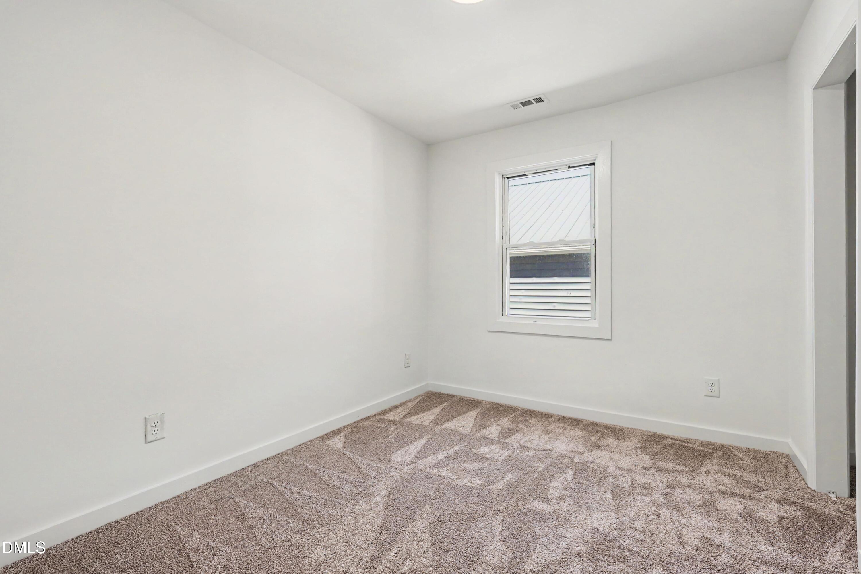 1509 N Alston Avenue Property Photo 8