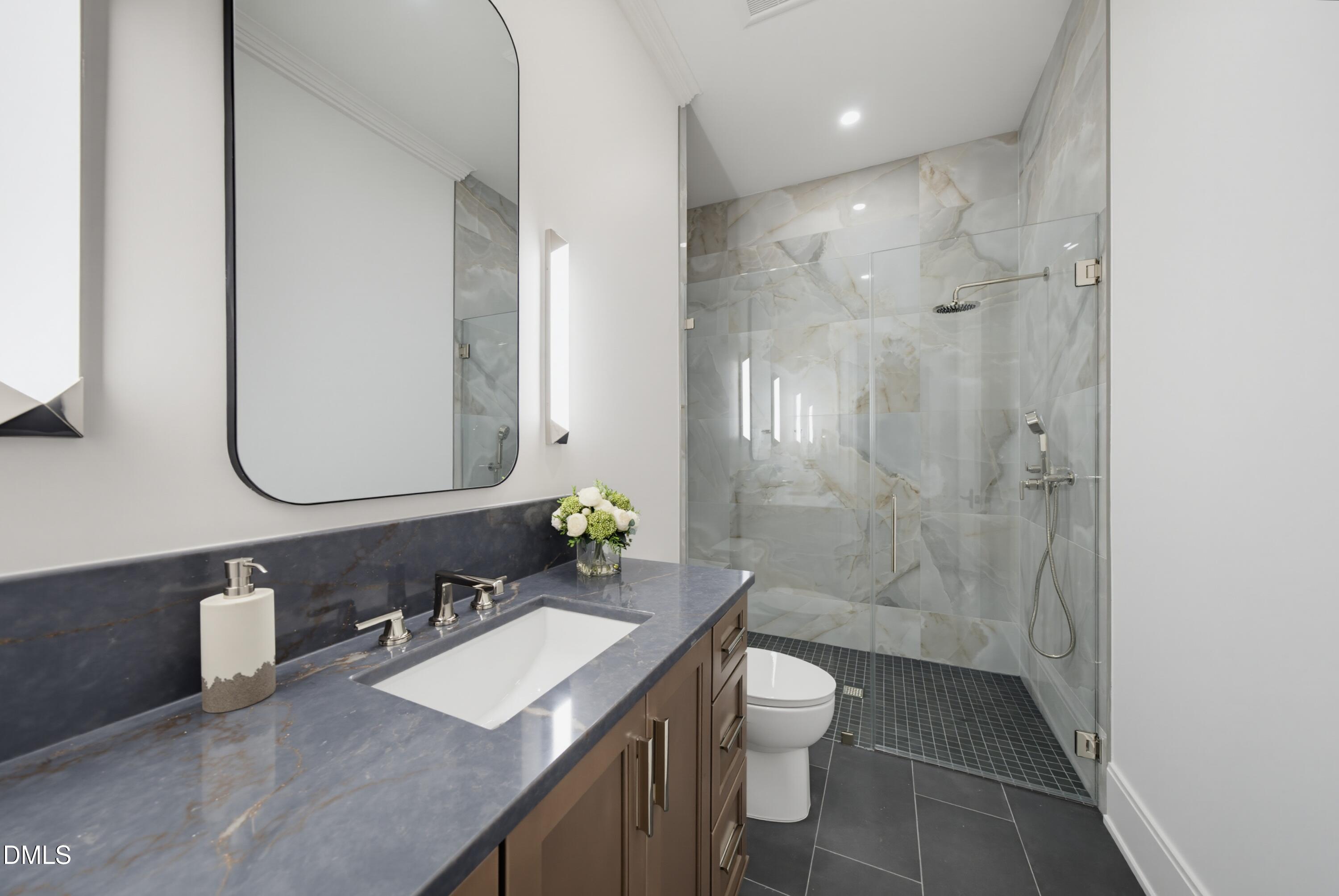 5042 Langley Circle Property Photo 34