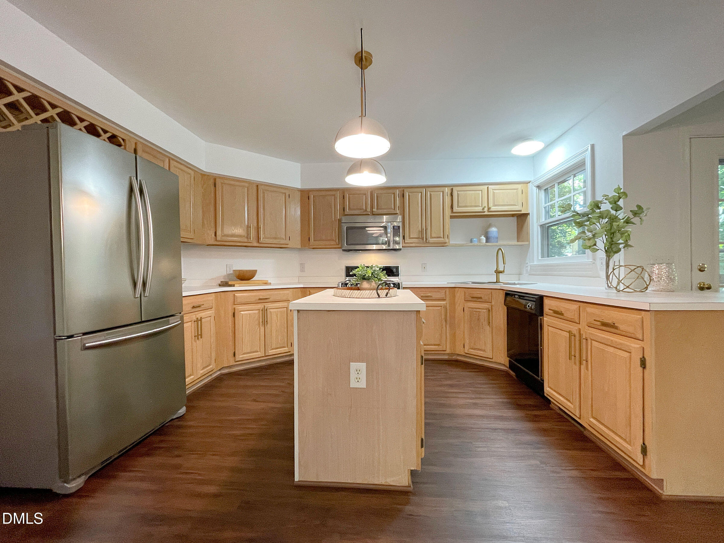 102 Hunters Crossing Property Photo 10