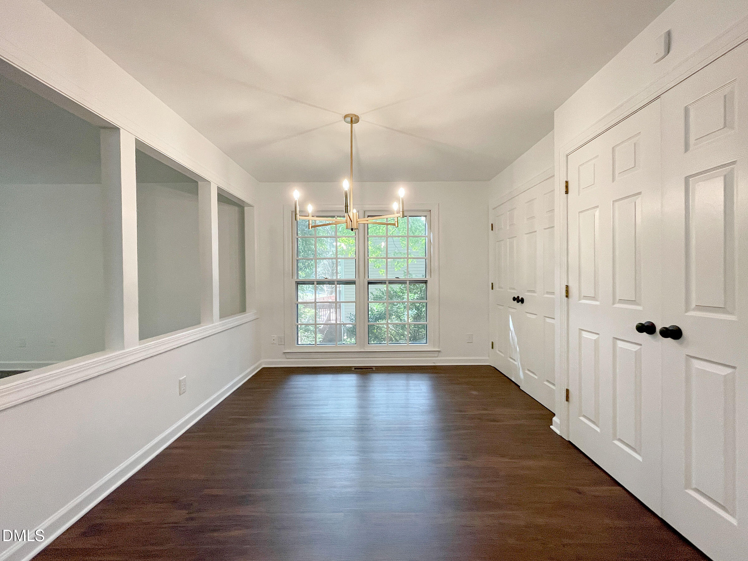 102 Hunters Crossing Property Photo 12
