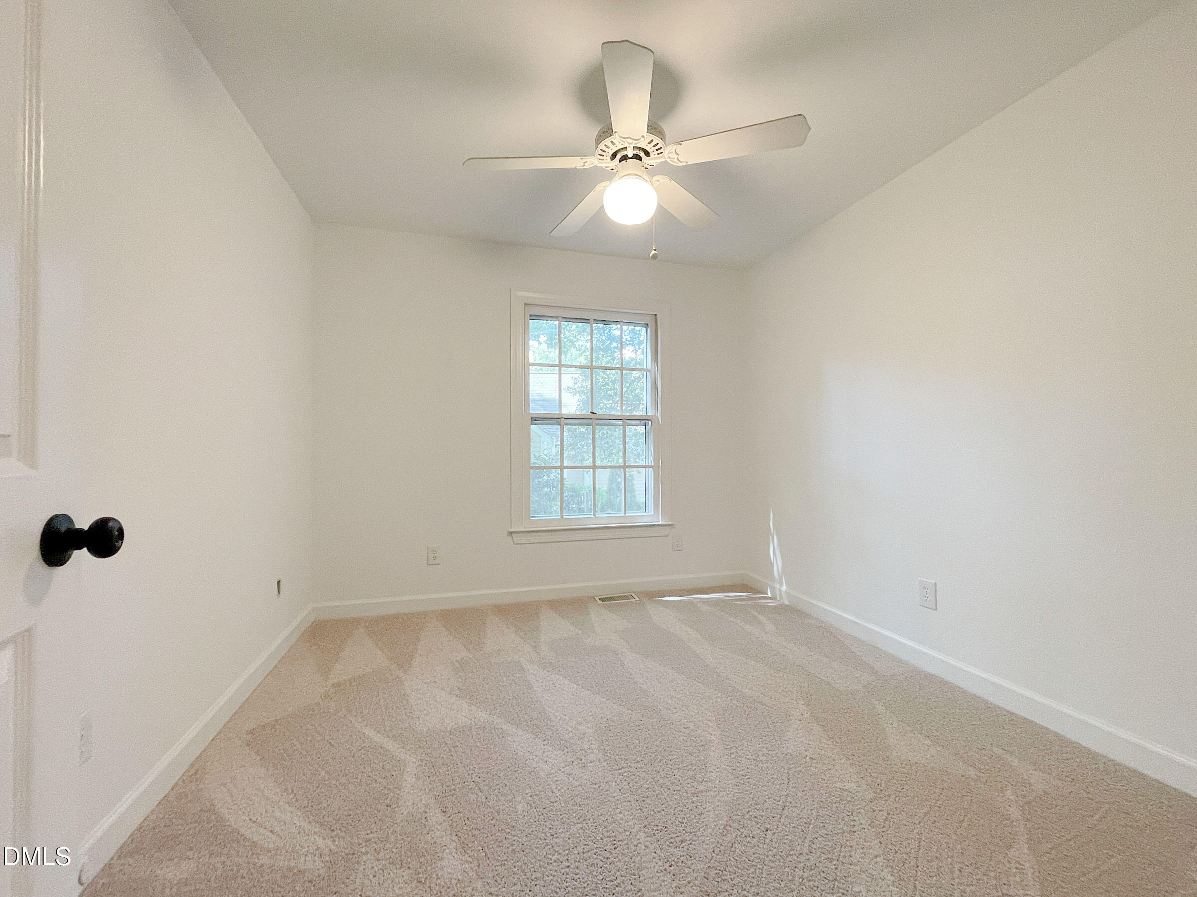 102 Hunters Crossing Property Photo 22