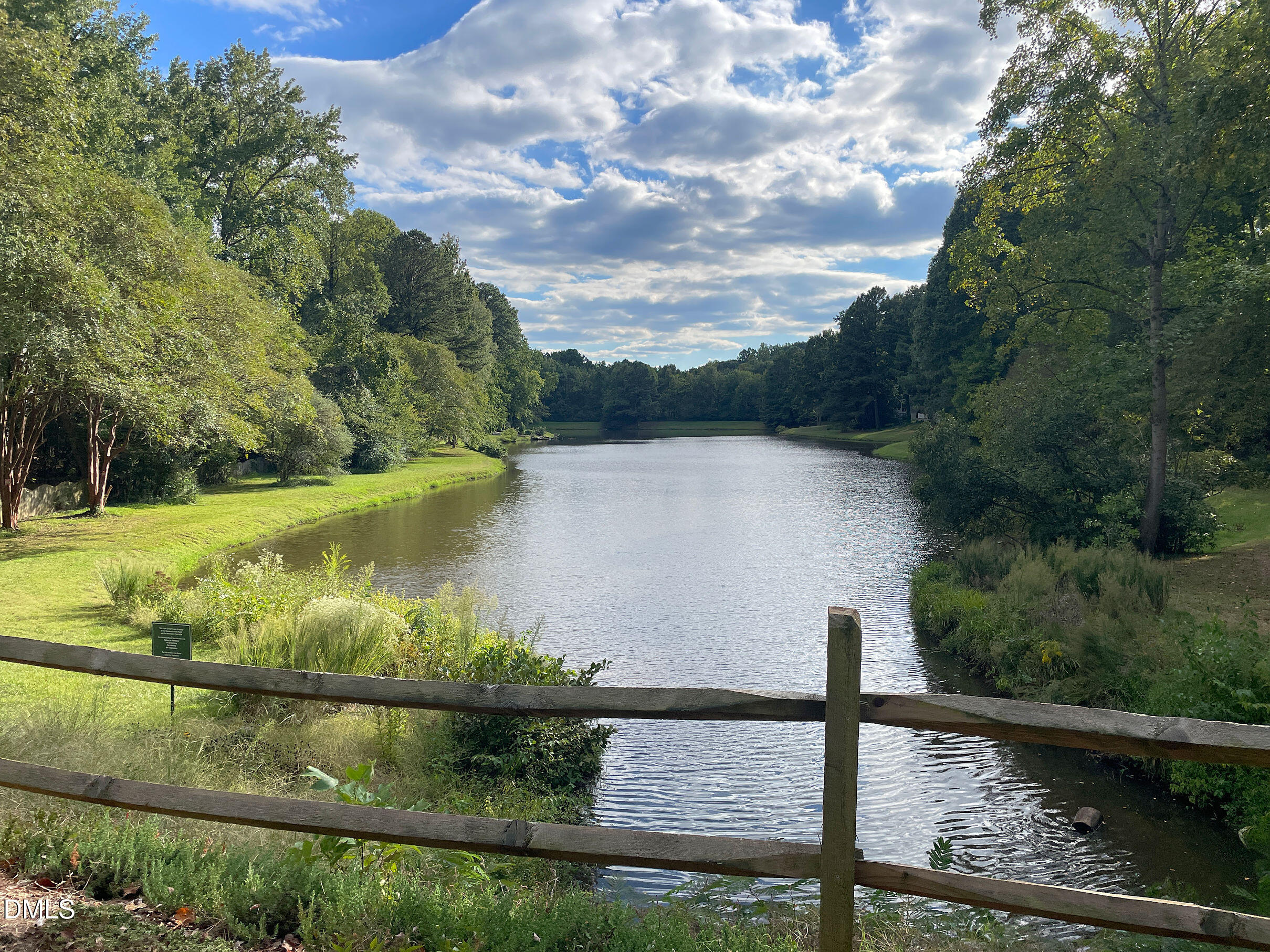102 Hunters Crossing Property Photo 33