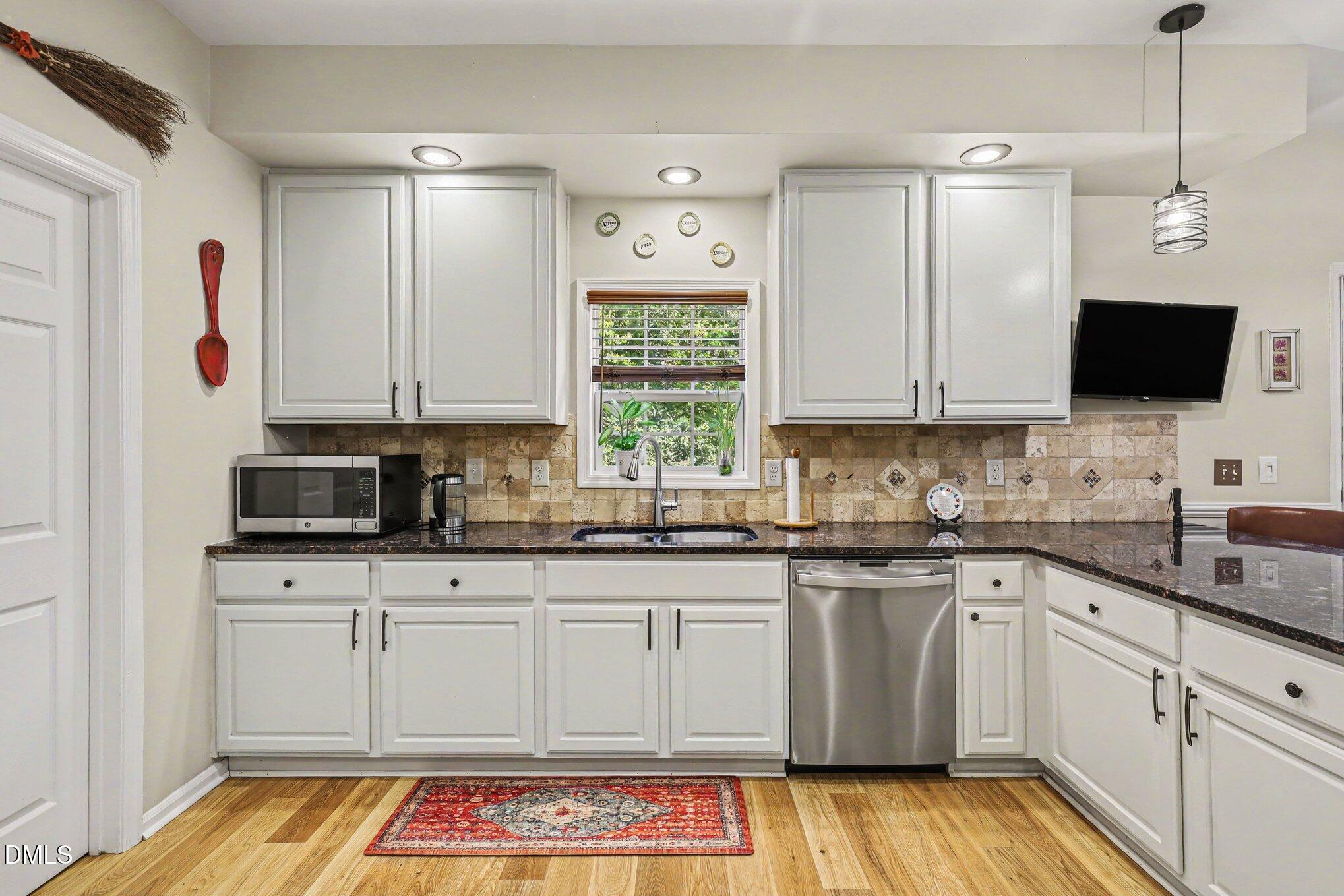 40 Meadow Lane Property Photo 11