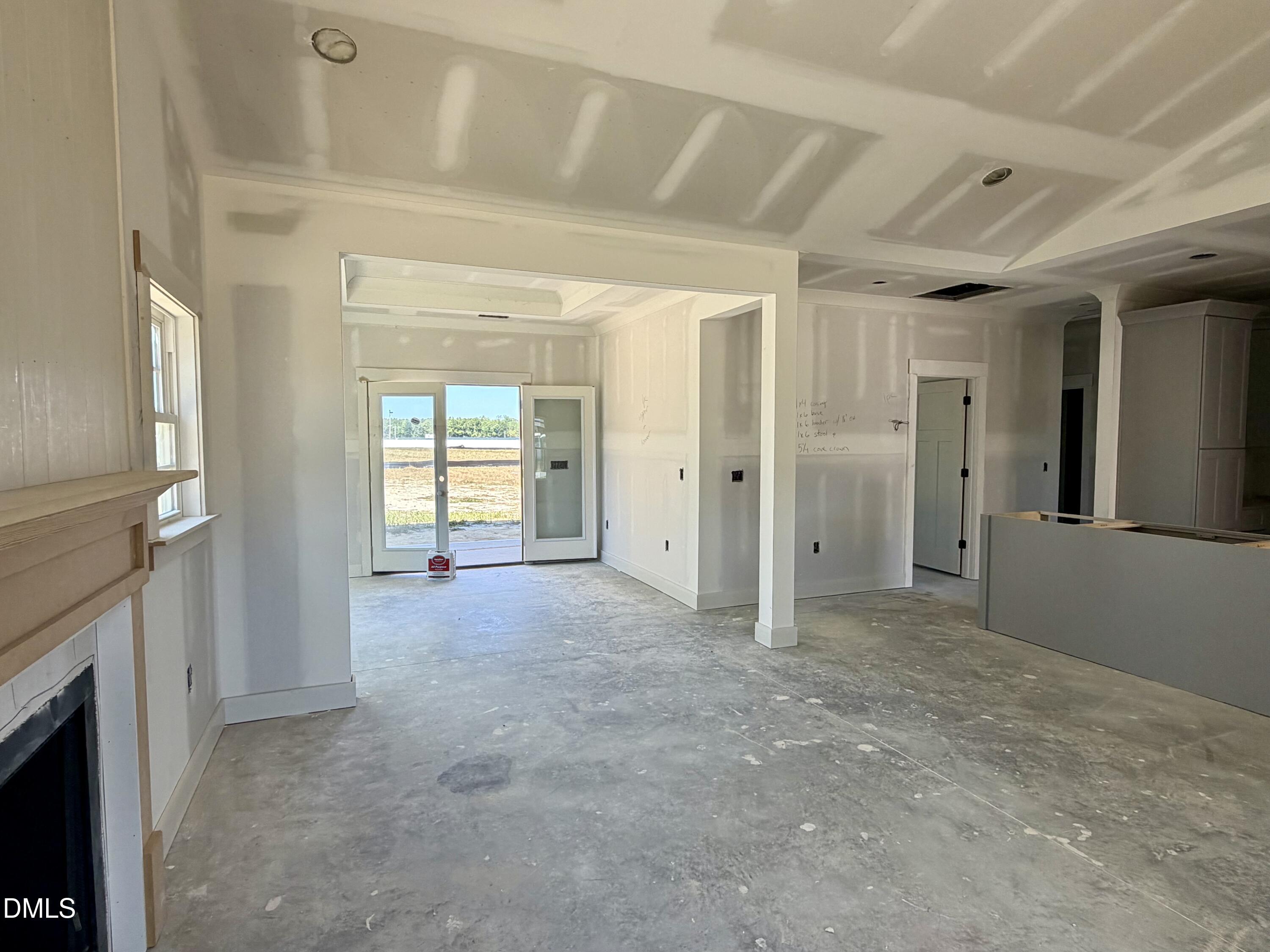 205 Vineyard Drive Property Photo 4