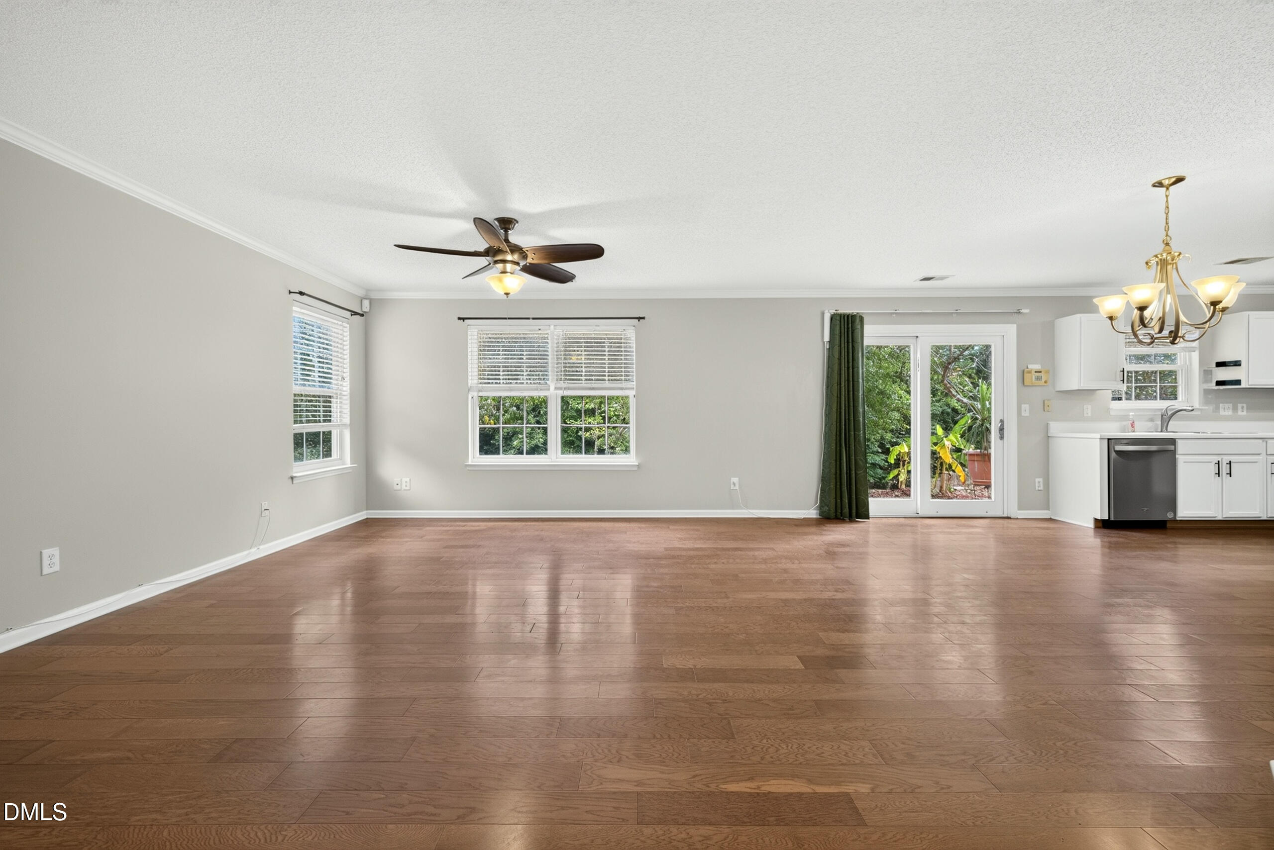 313 Sturminster Drive Property Photo 6