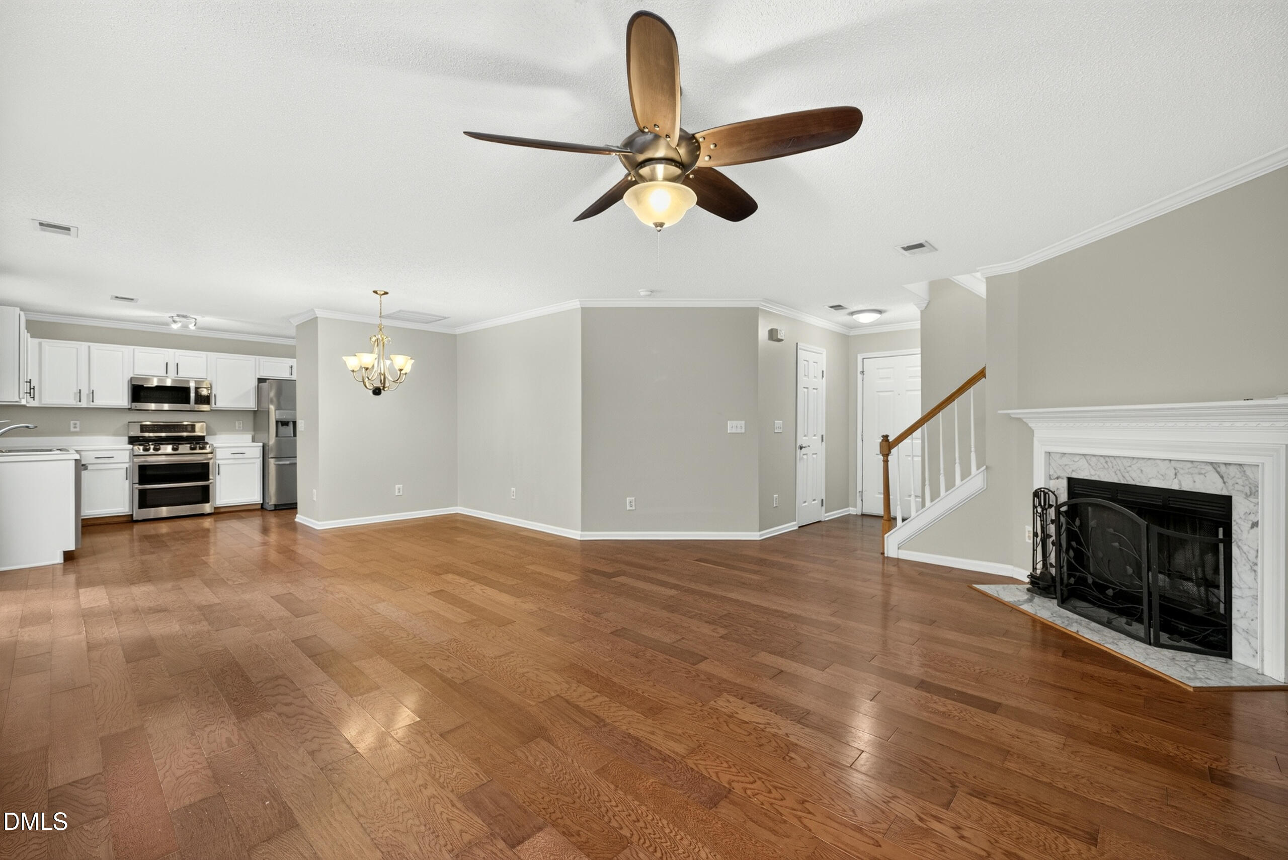 313 Sturminster Drive Property Photo 11
