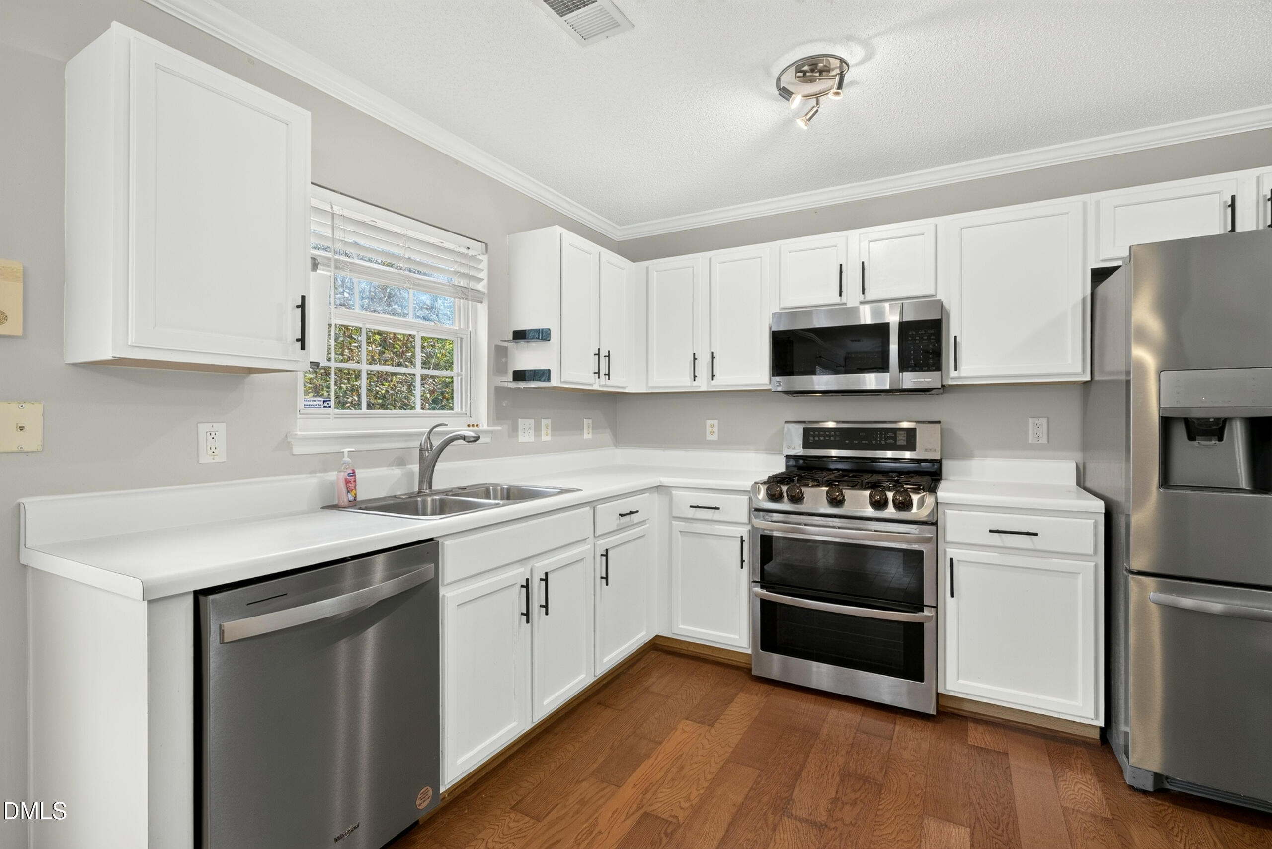 313 Sturminster Drive Property Photo 15
