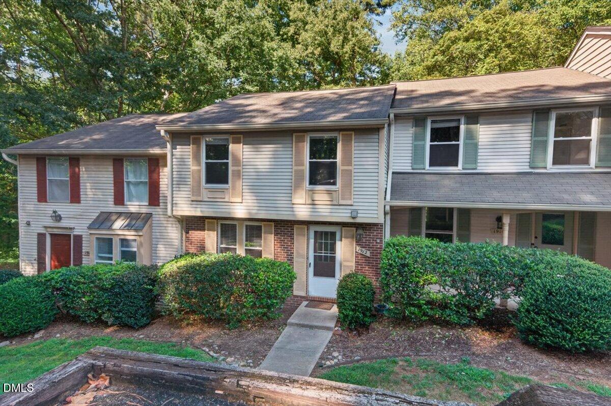 1912 Fox Sterling Drive Property Photo 1
