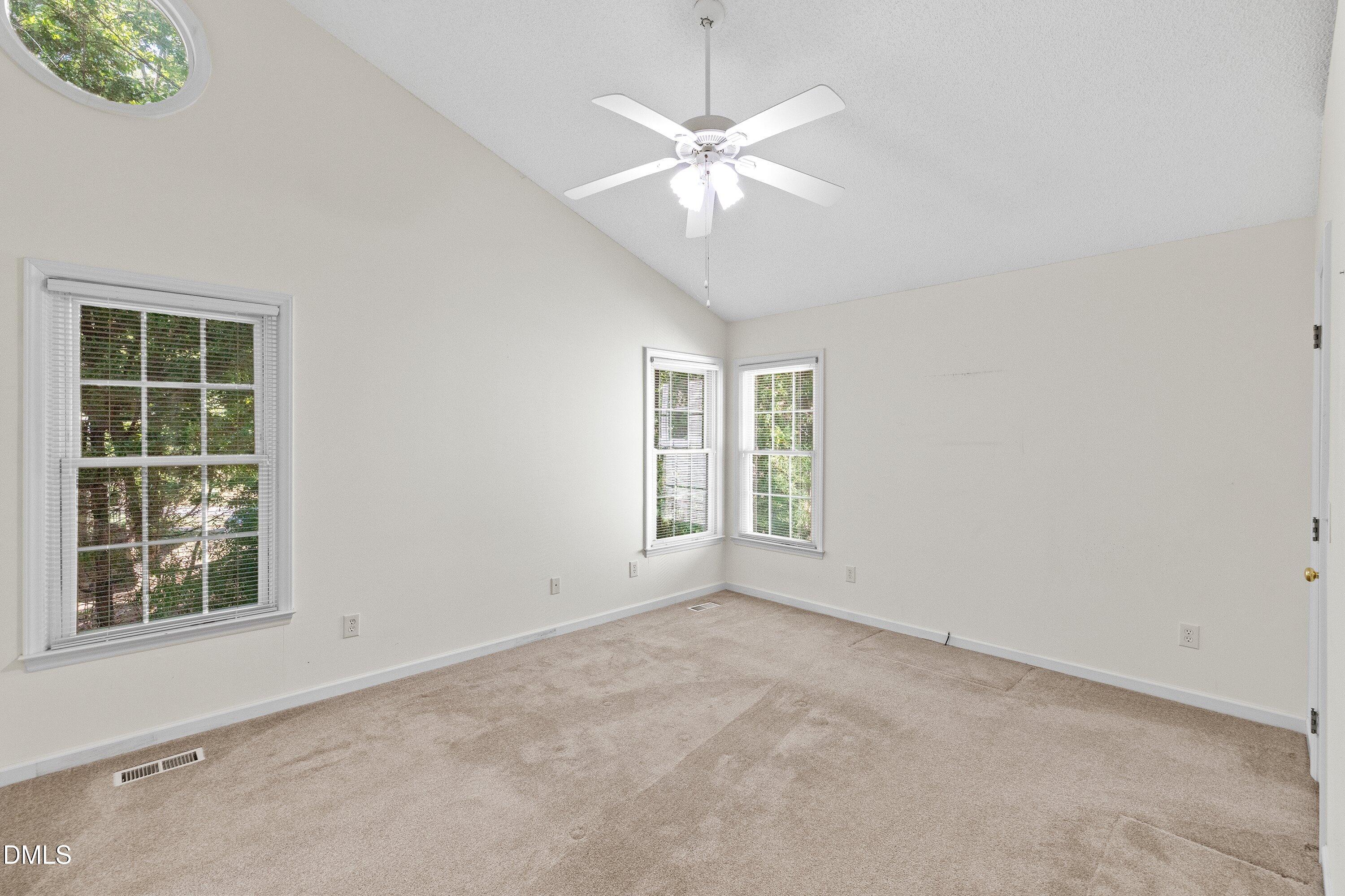 318 Arvo Lane Property Photo 10