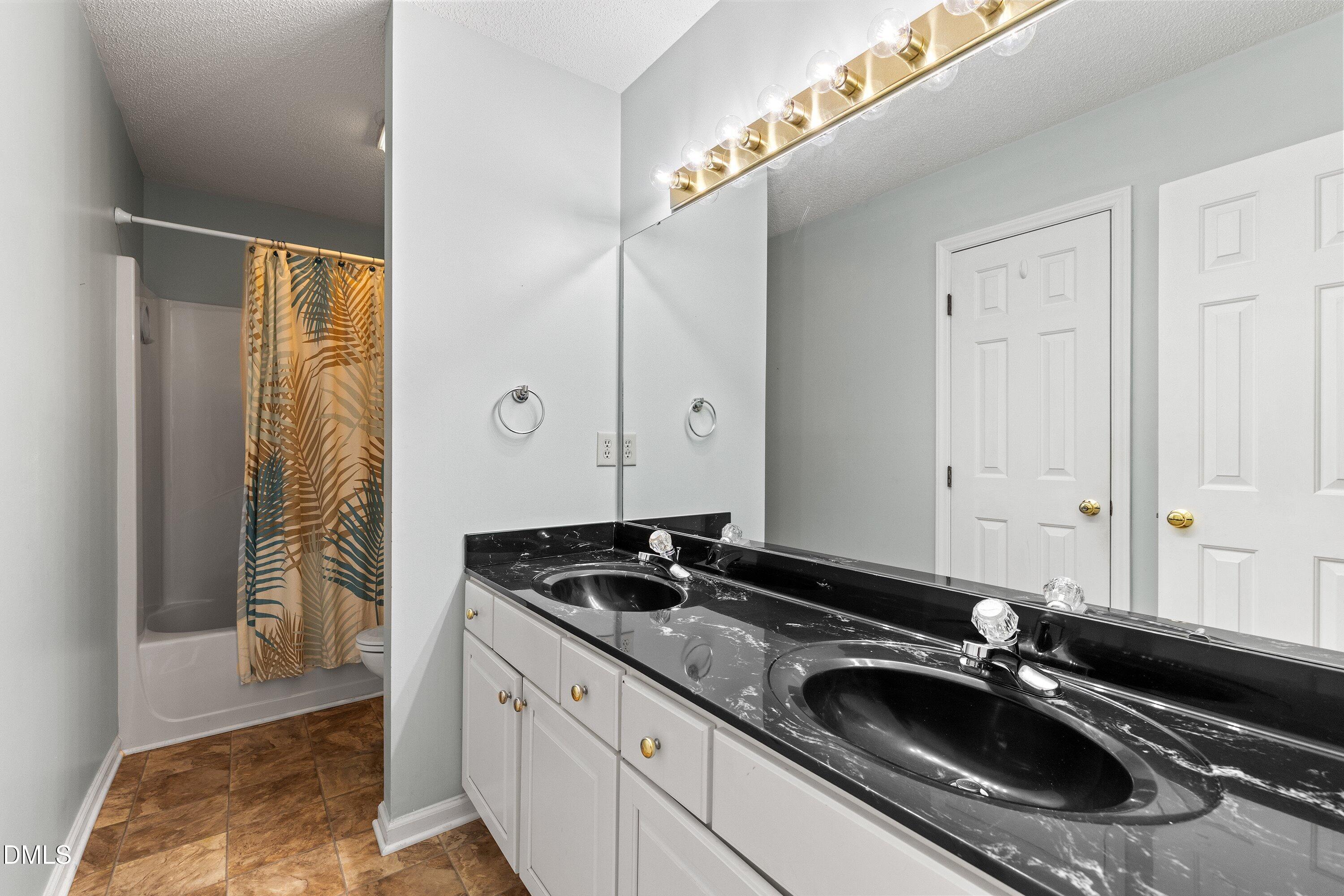 318 Arvo Lane Property Photo 16