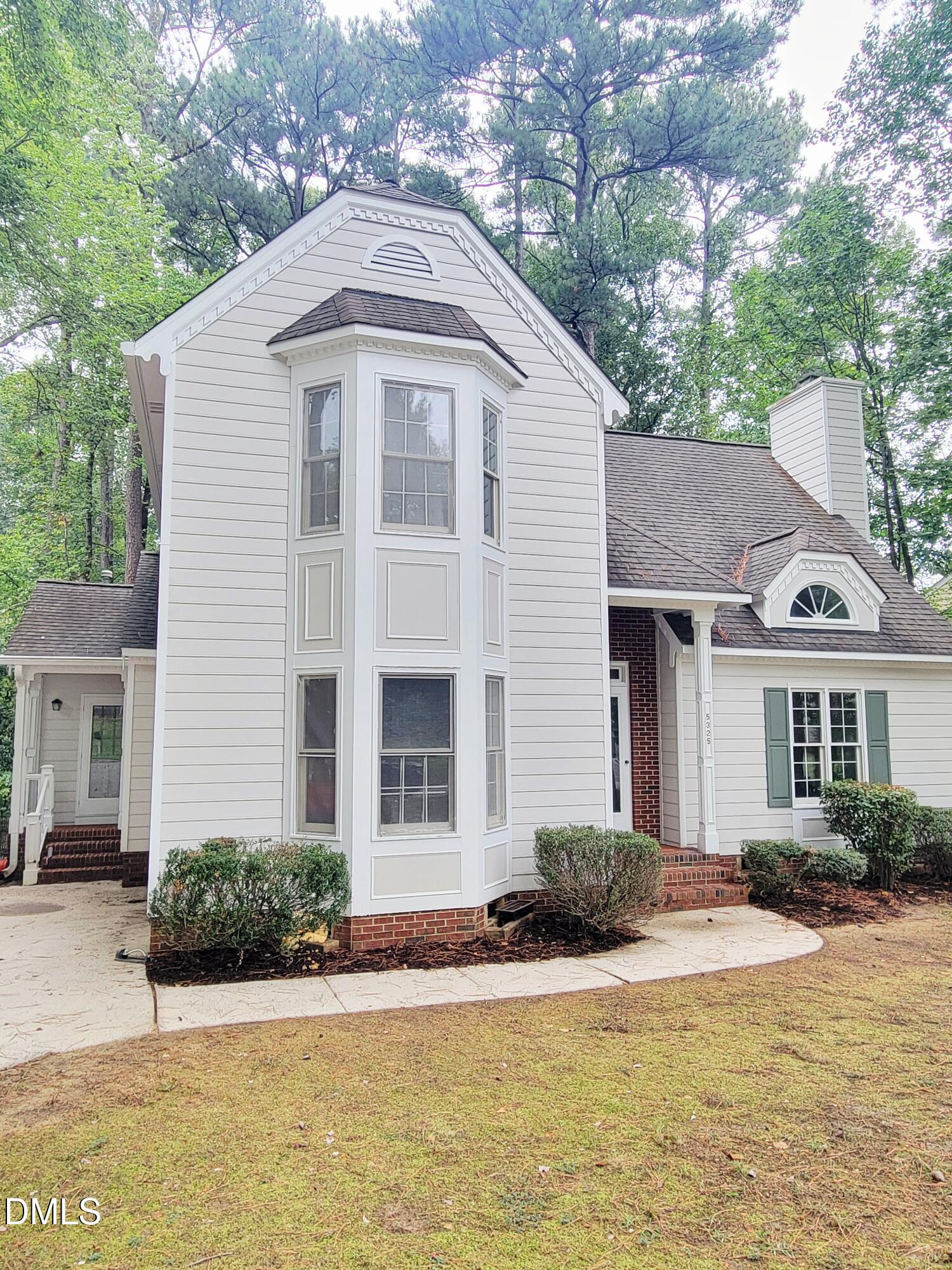 5325 Fairmead Circle Property Photo 2