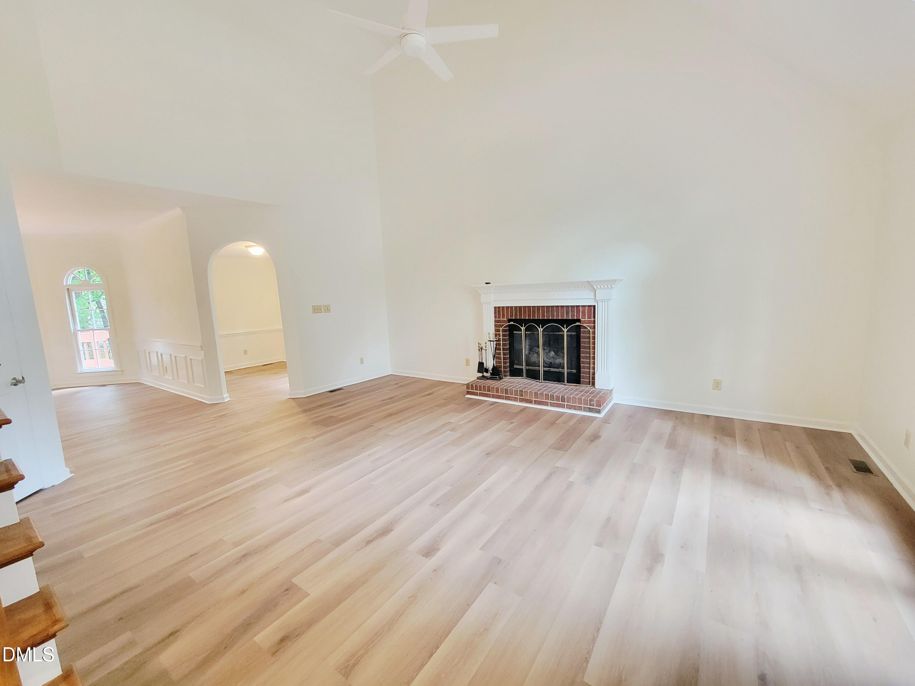 5325 Fairmead Circle Property Photo 4