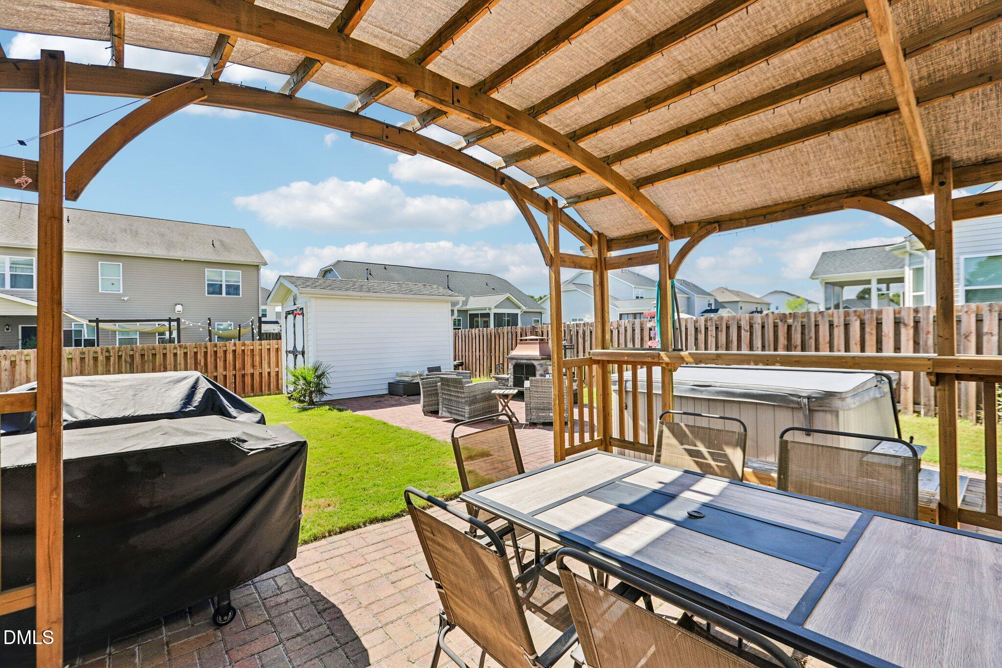 98 Kingsly Drive Property Photo 24