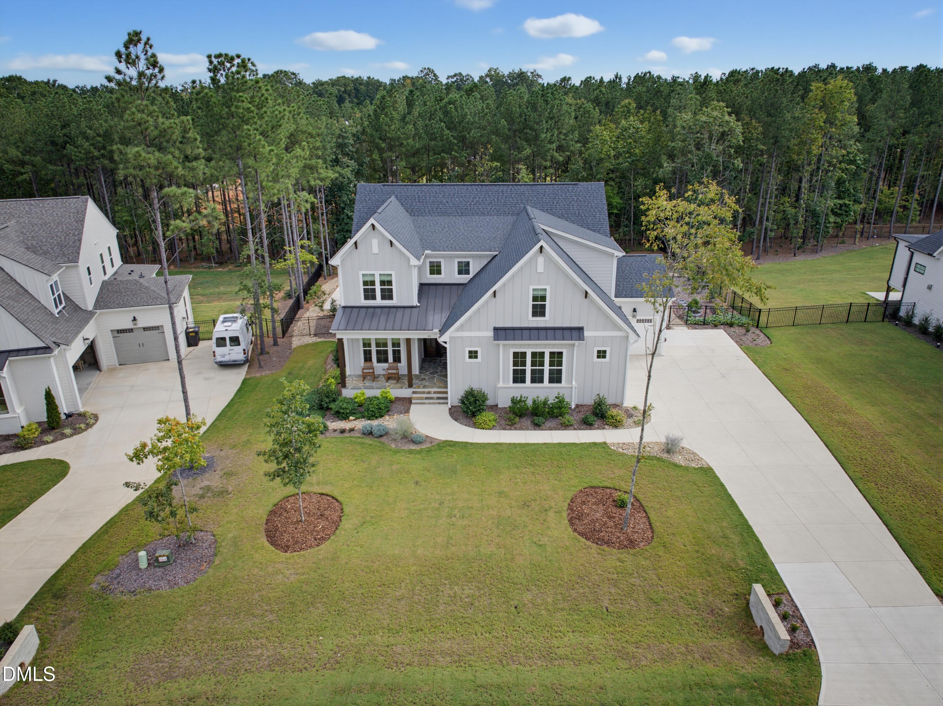 40 Spanish Oak Drive Property Photo 8