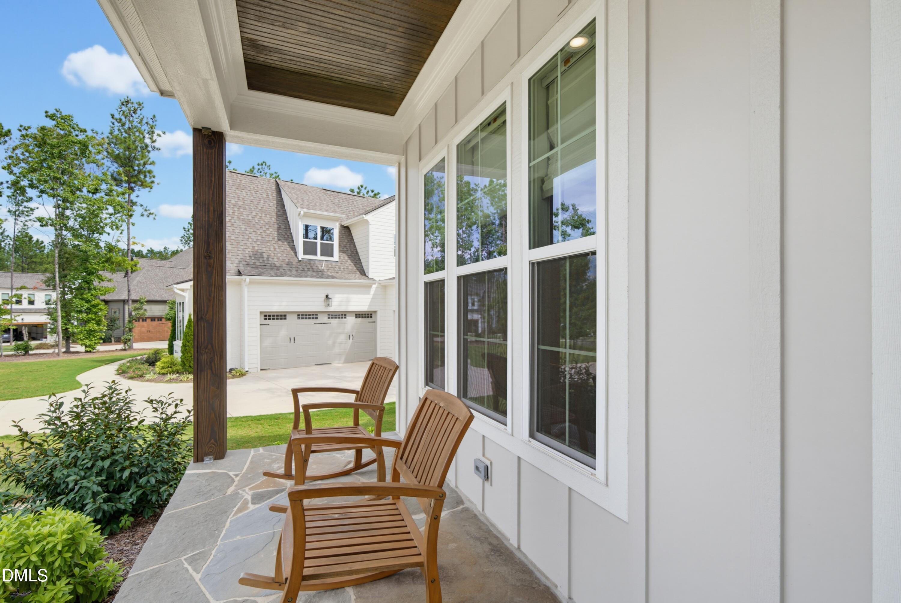 40 Spanish Oak Drive Property Photo 10