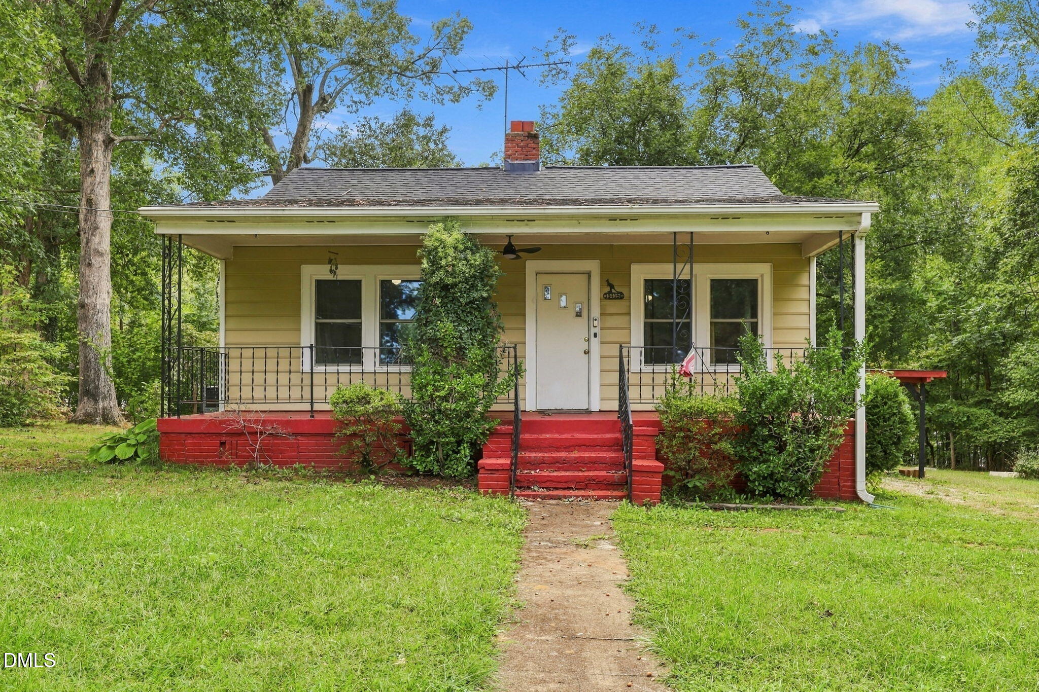 1415 Pointer Street Property Photo 1