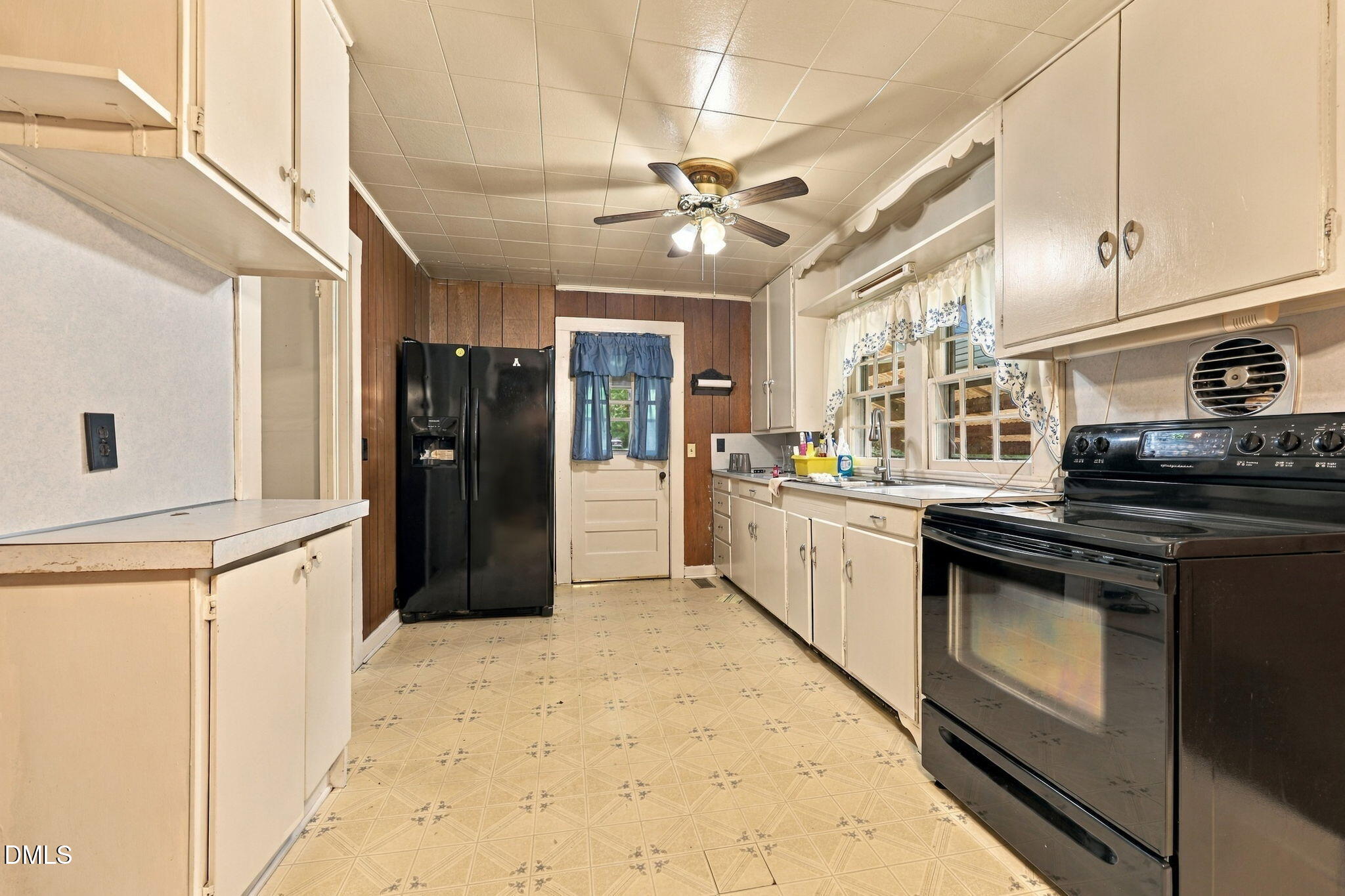 1415 Pointer Street Property Photo 19