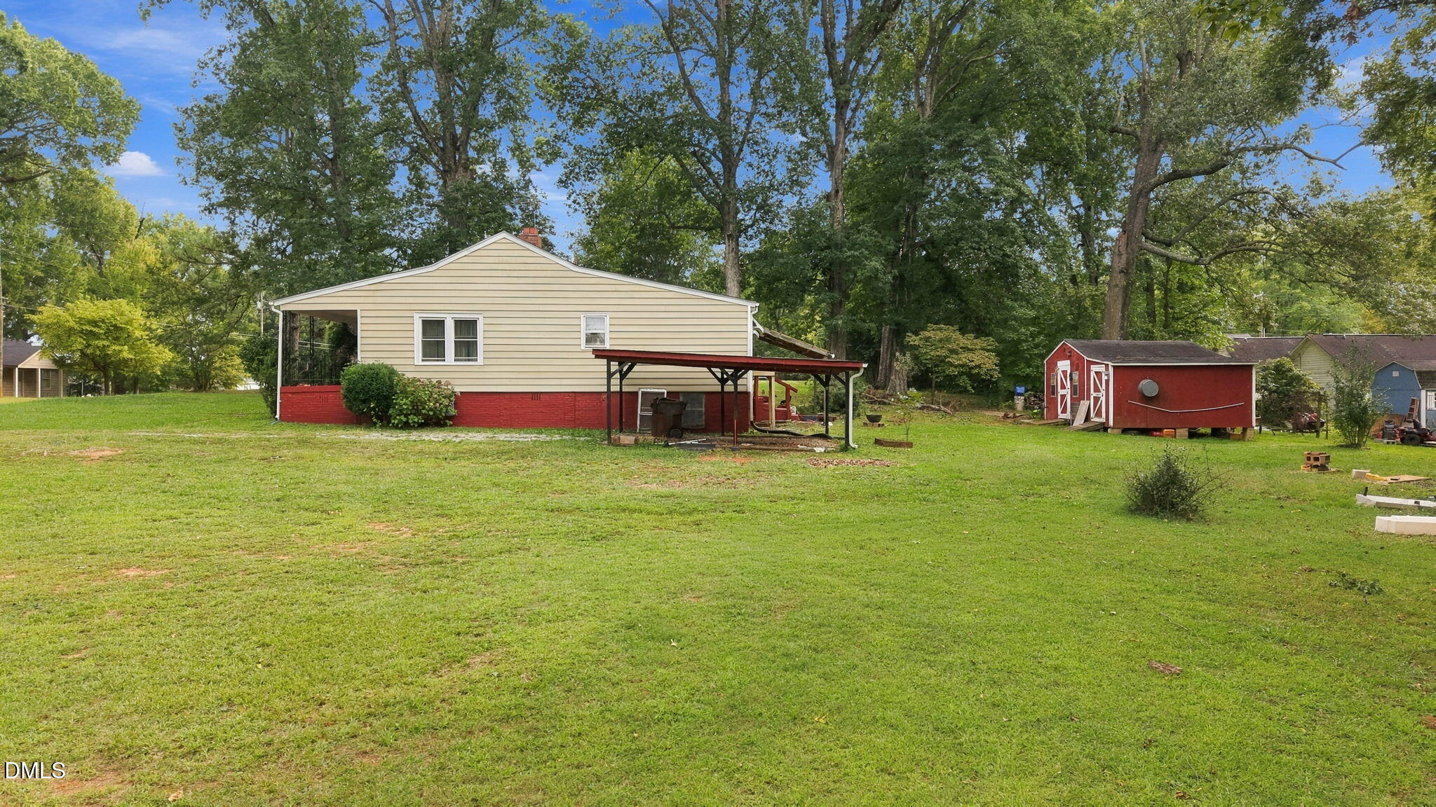 1415 Pointer Street Property Photo 28