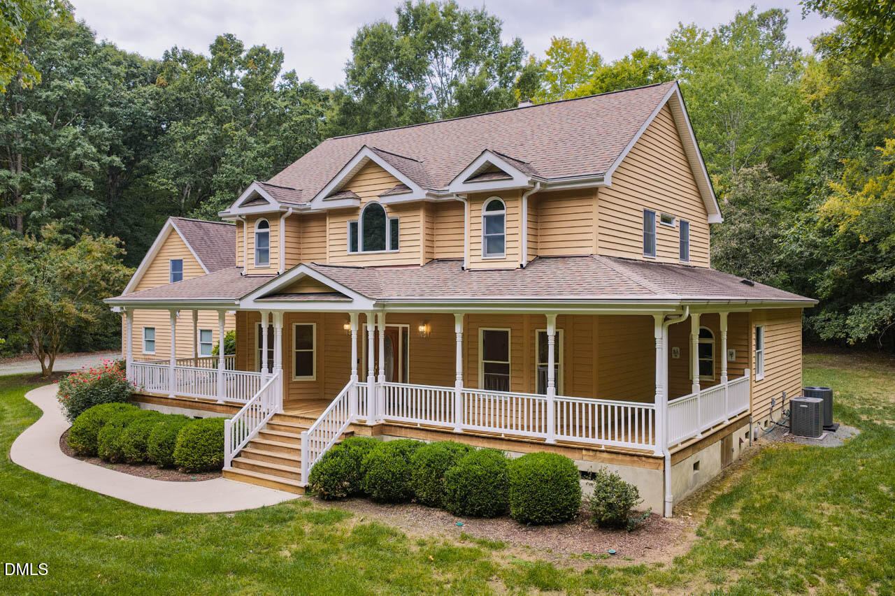 3915 Remington Run Property Photo 1