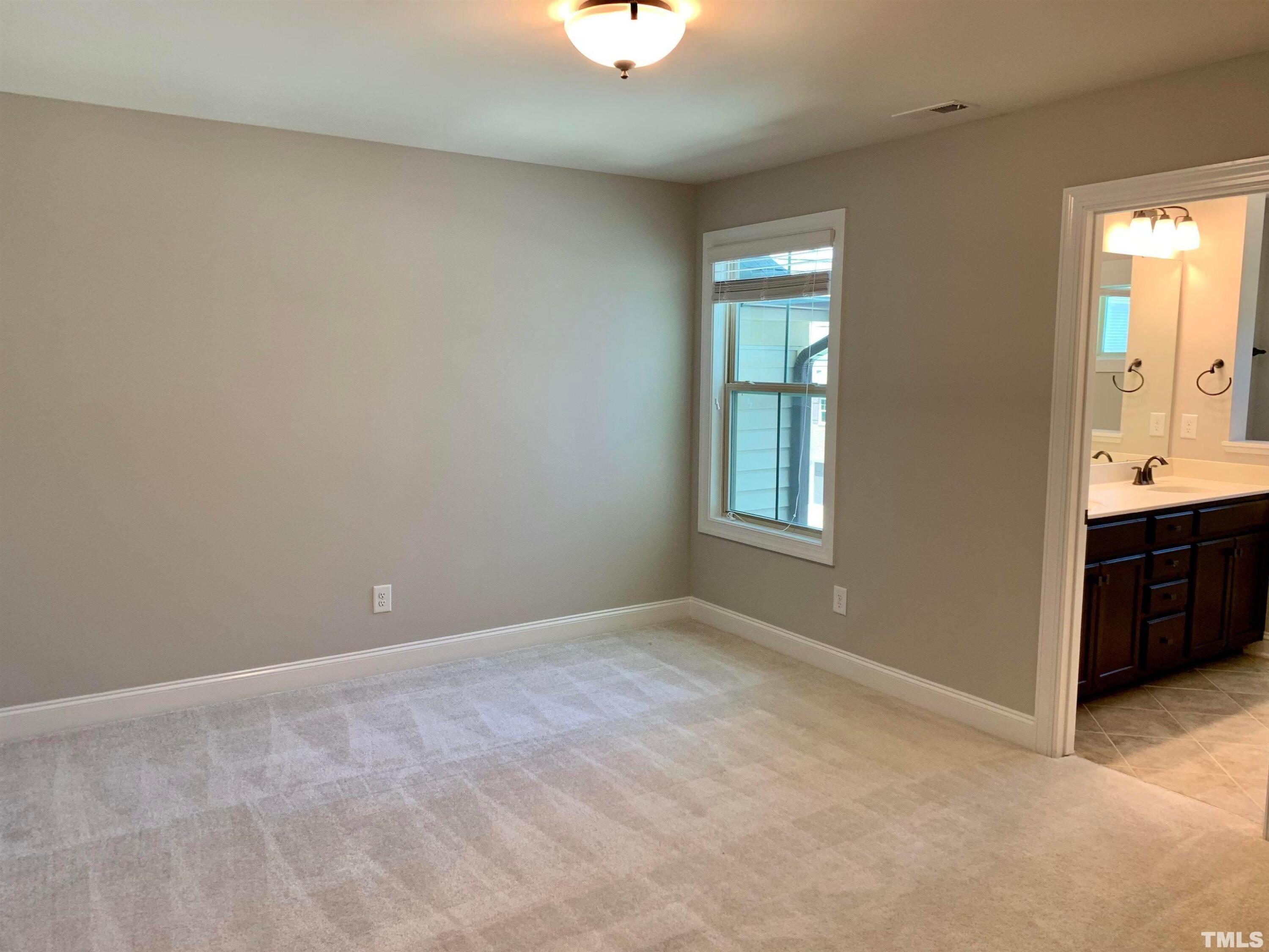 731 Lampwick Lane Property Photo 11