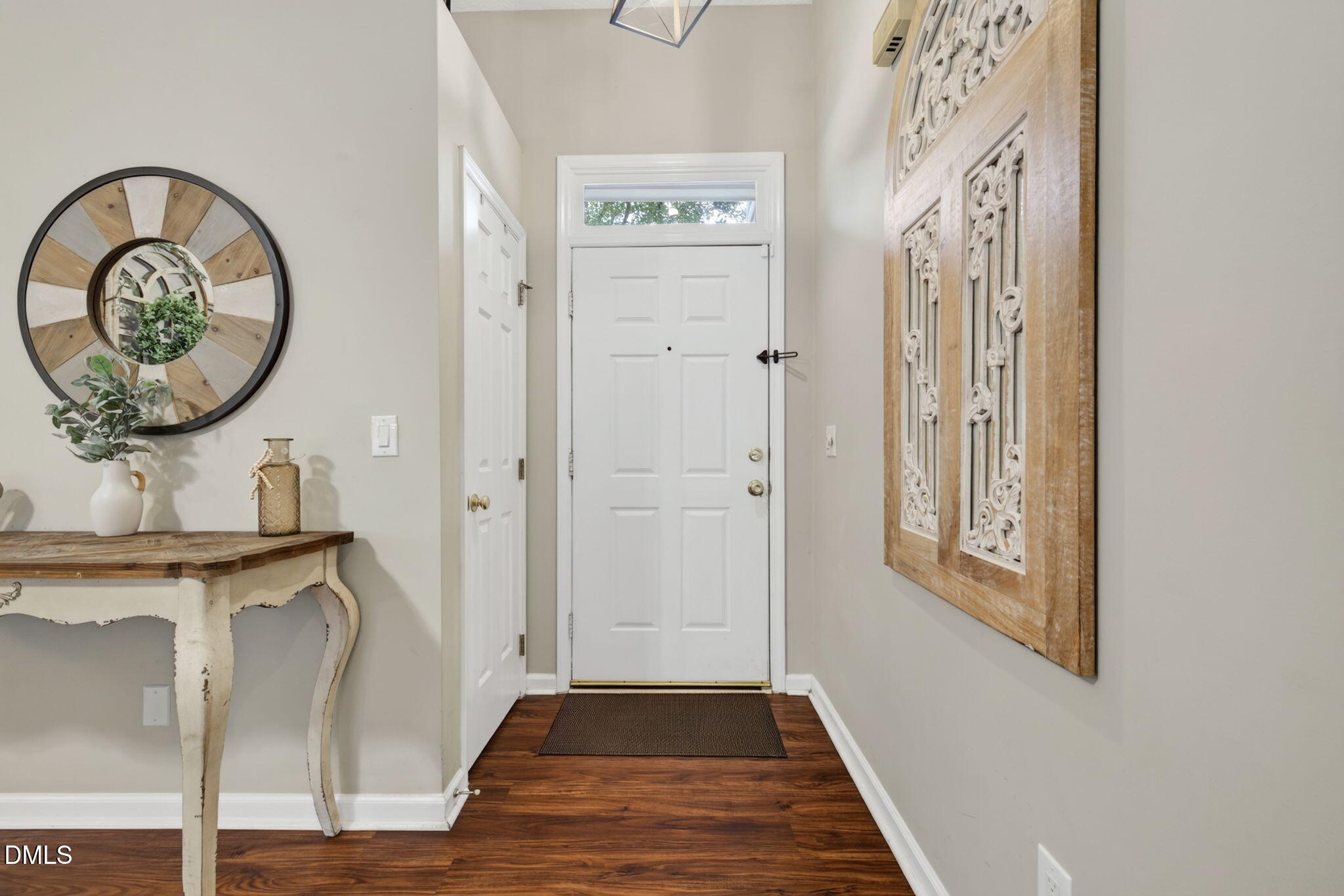 6616 Speight Circle Property Photo 3
