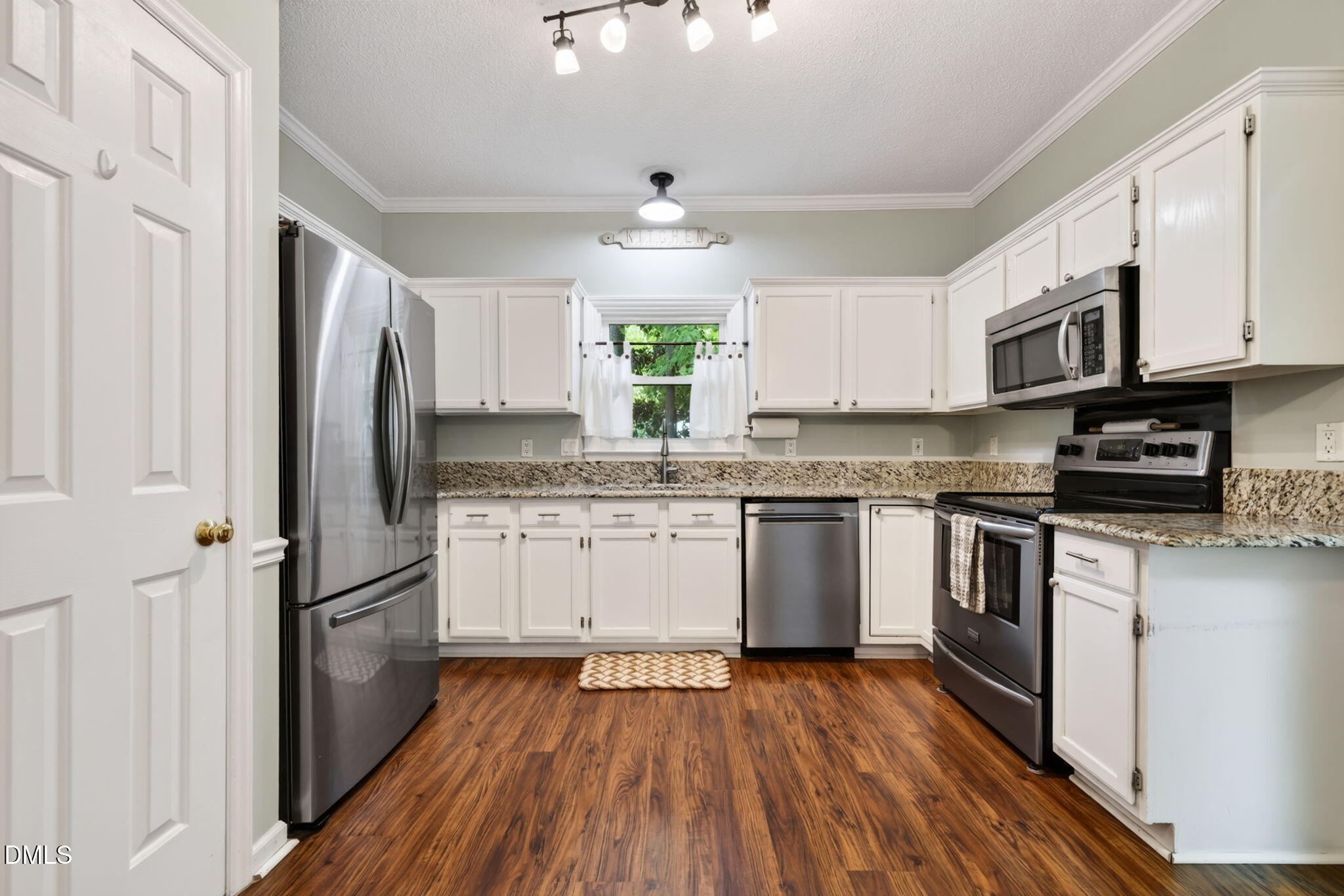 6616 Speight Circle Property Photo 10
