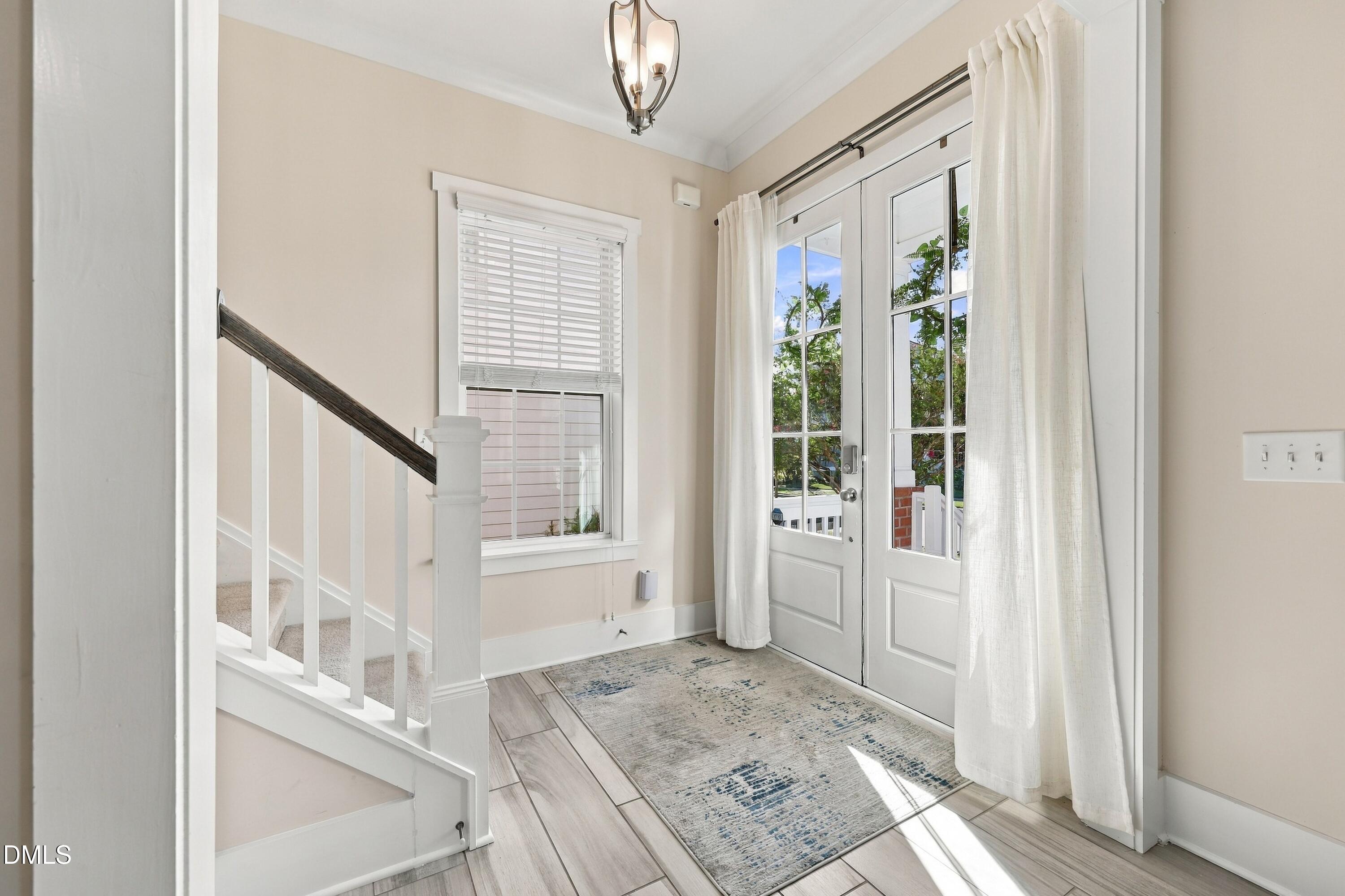 5329 Forsyth Park Street Property Photo 4