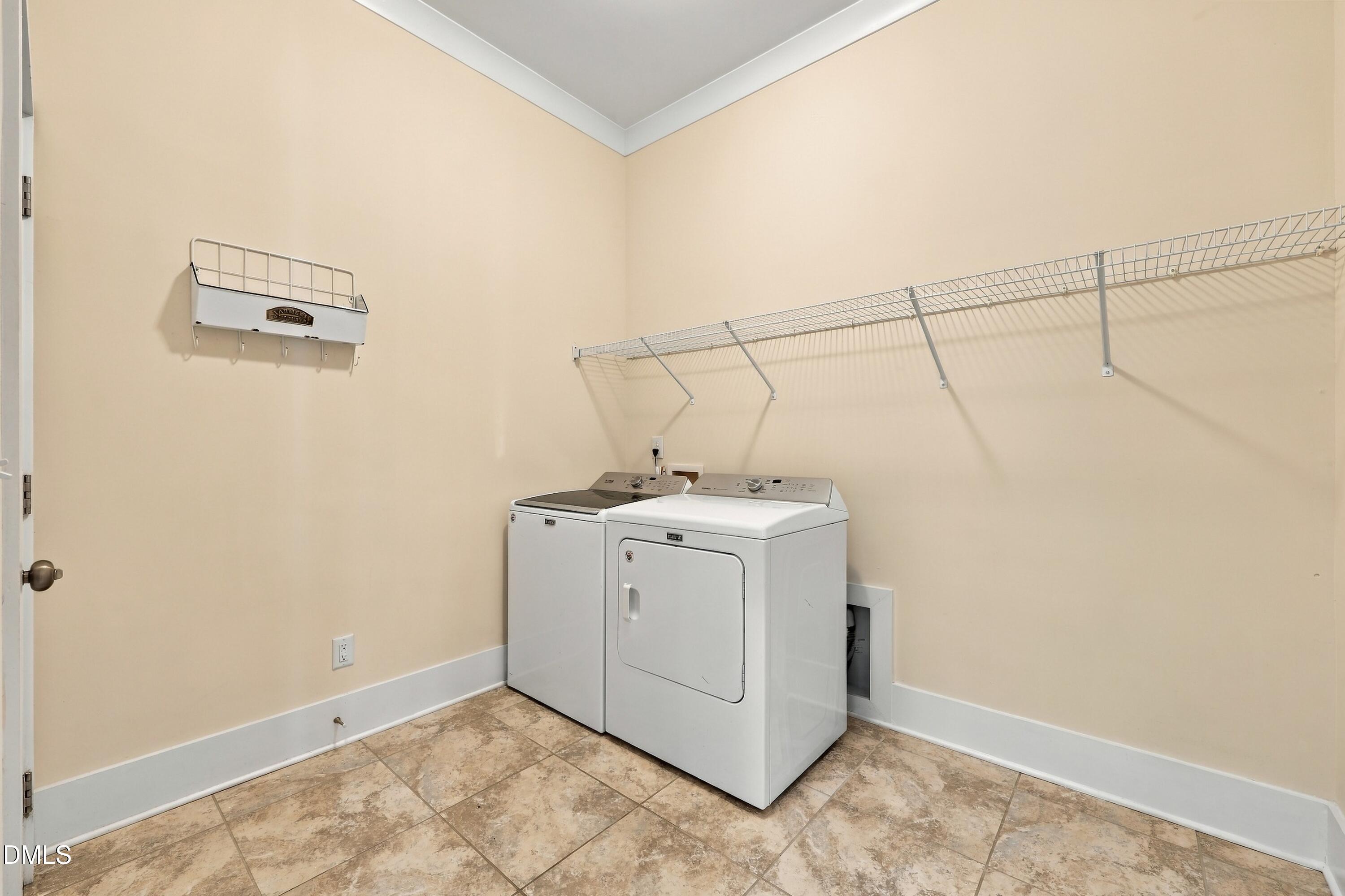 5329 Forsyth Park Street Property Photo 9