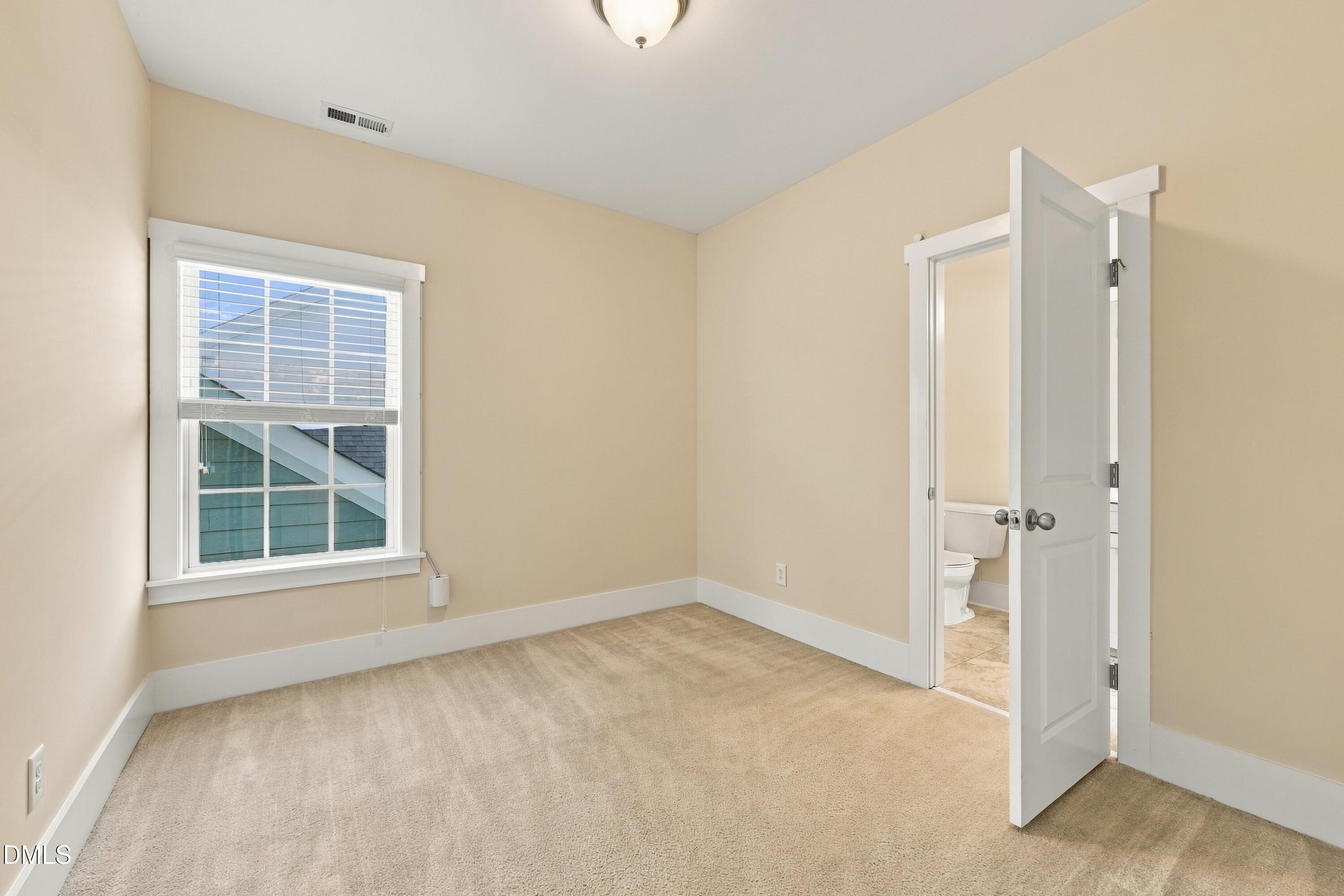 5329 Forsyth Park Street Property Photo 17