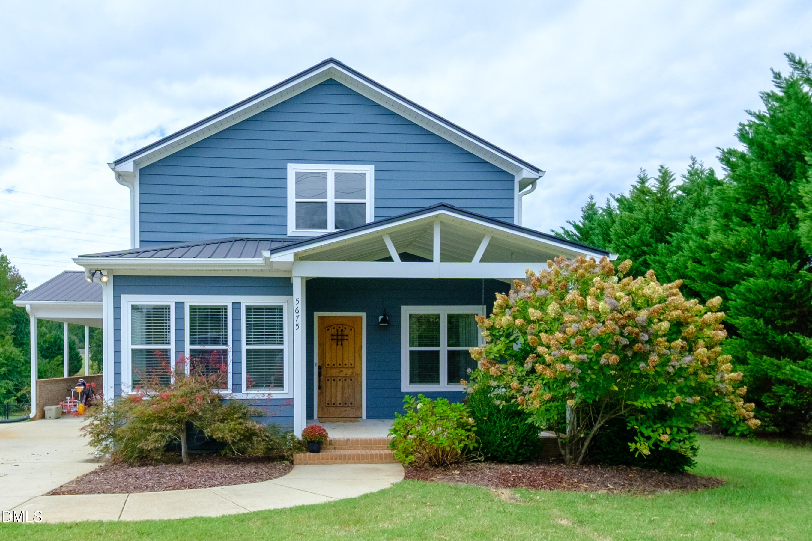 5675 Swepsonville-saxapahaw Road Property Photo 1