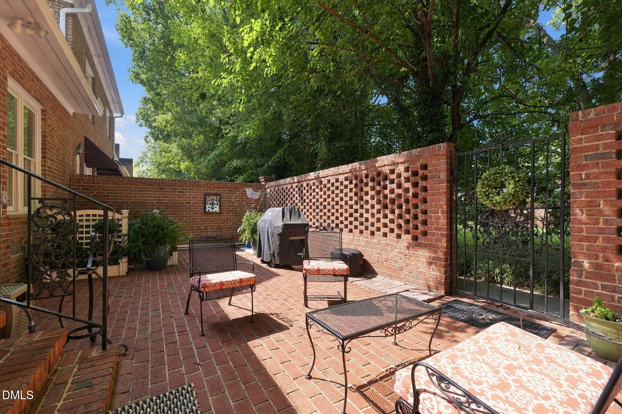 623 Isley Place Property Photo 28