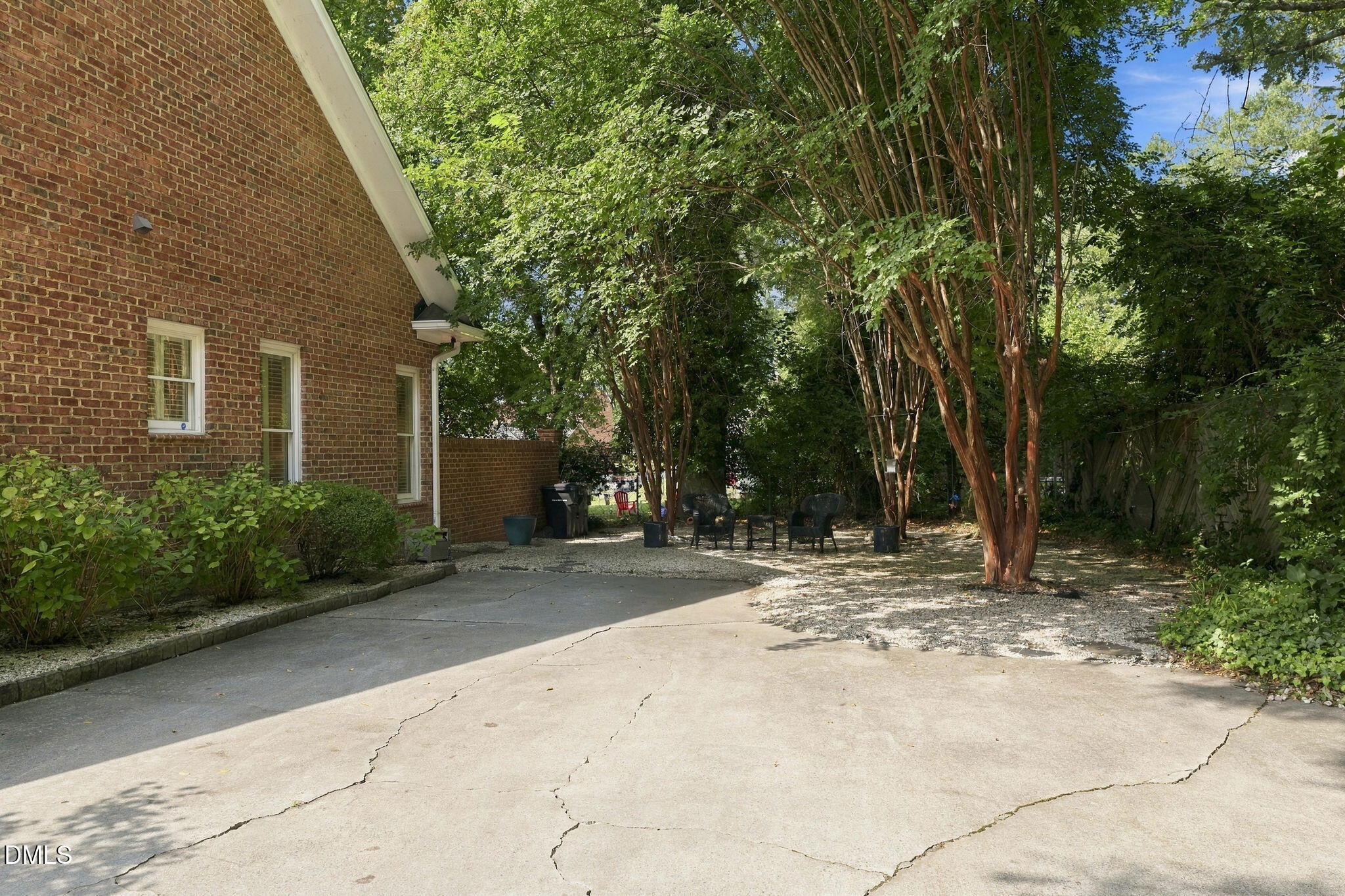623 Isley Place Property Photo 30