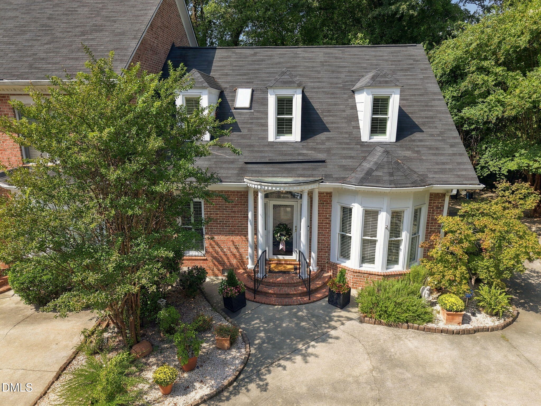 623 Isley Place Property Photo 31
