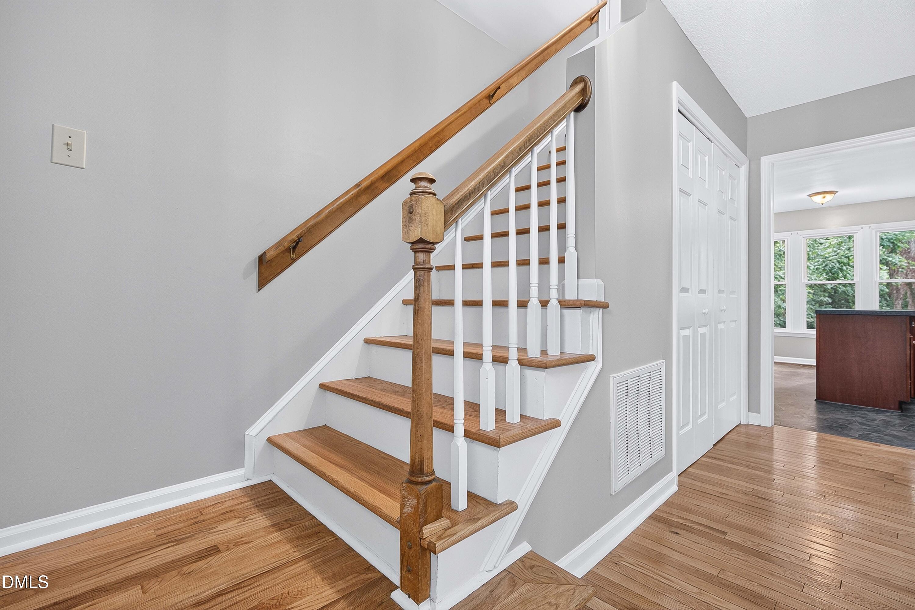 908 Clifford Drive Property Photo 18