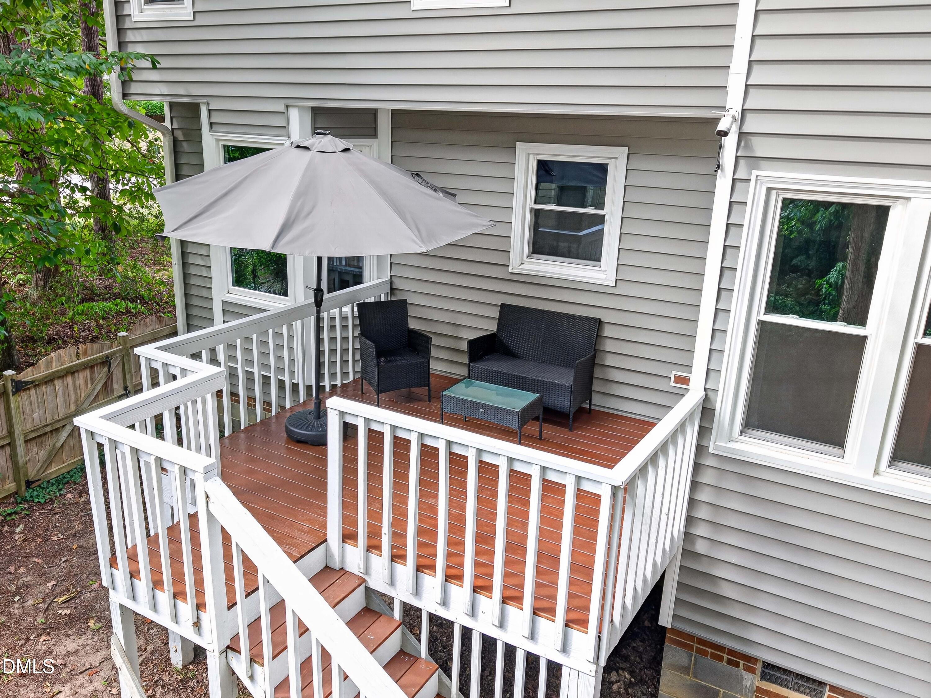 908 Clifford Drive Property Photo 33