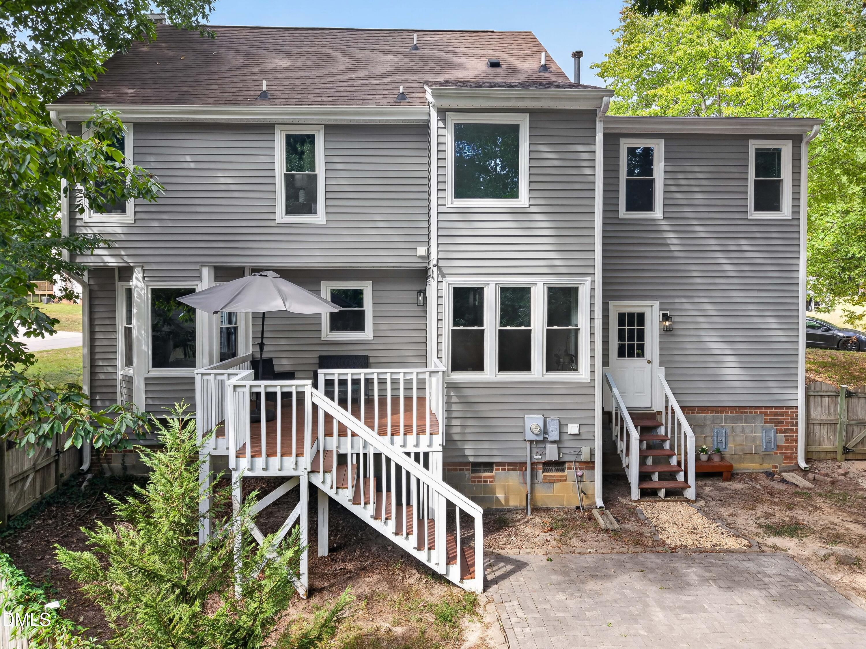 908 Clifford Drive Property Photo 34