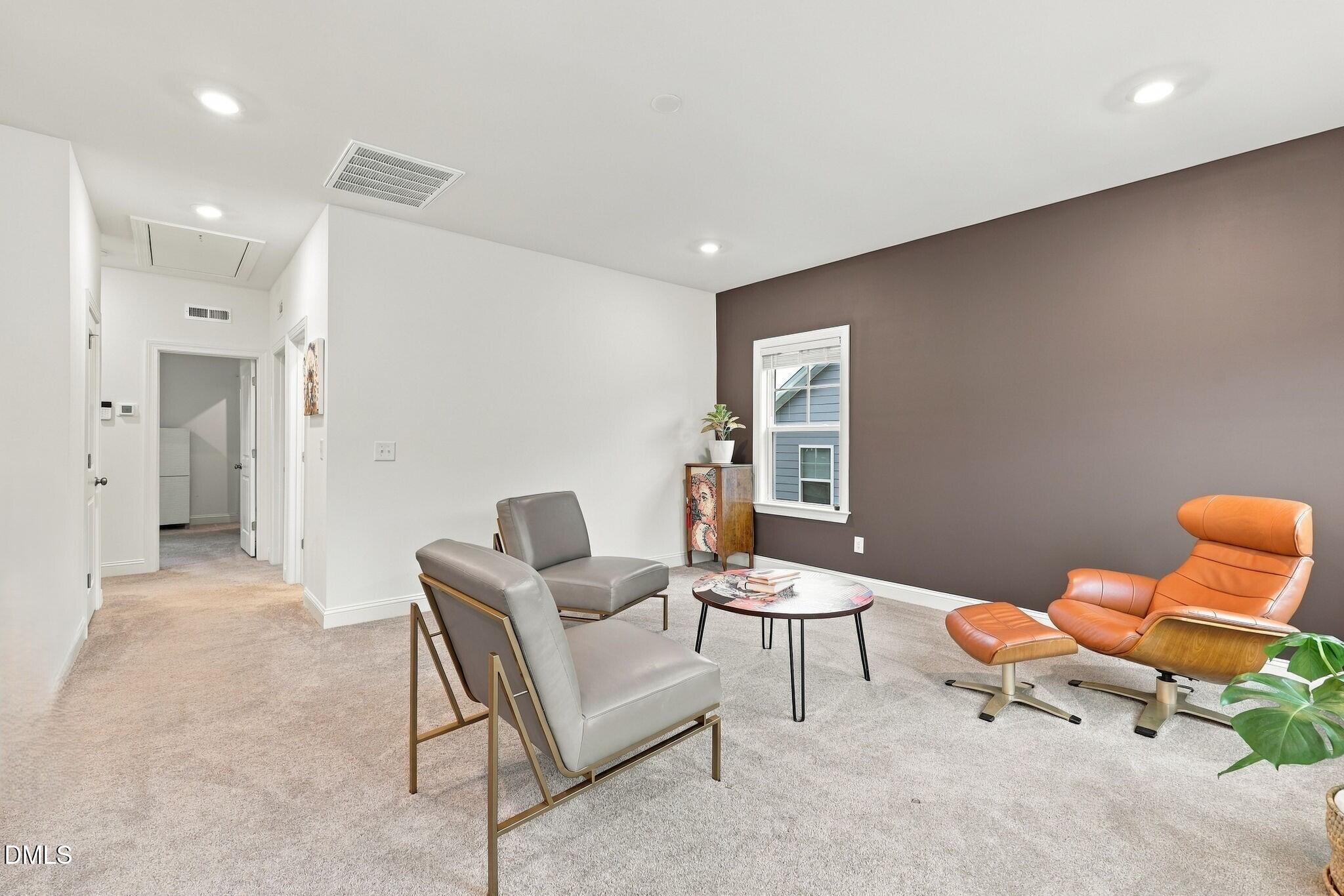 1732 Goldfinch Perch Lane Property Photo 27