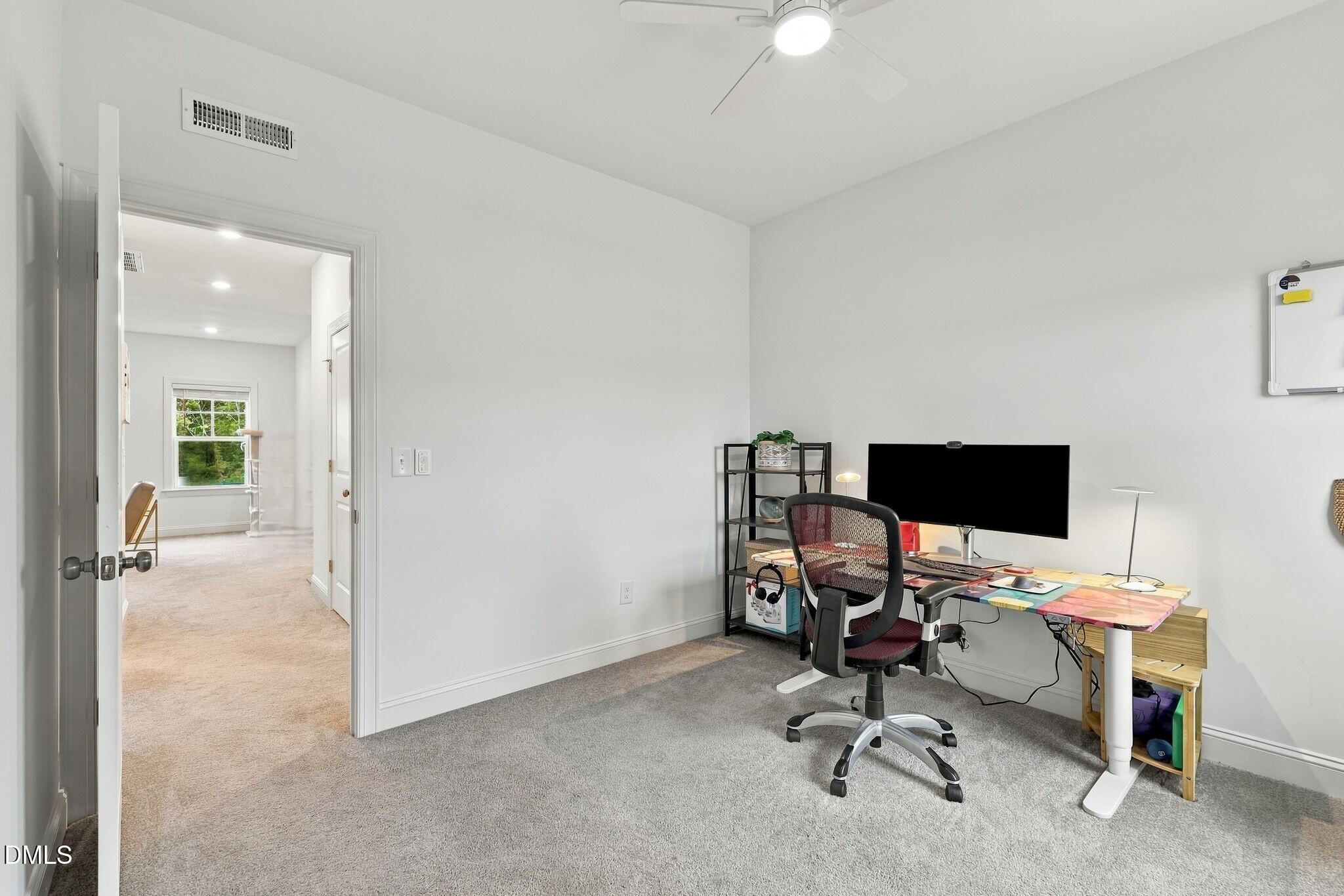 1732 Goldfinch Perch Lane Property Photo 29