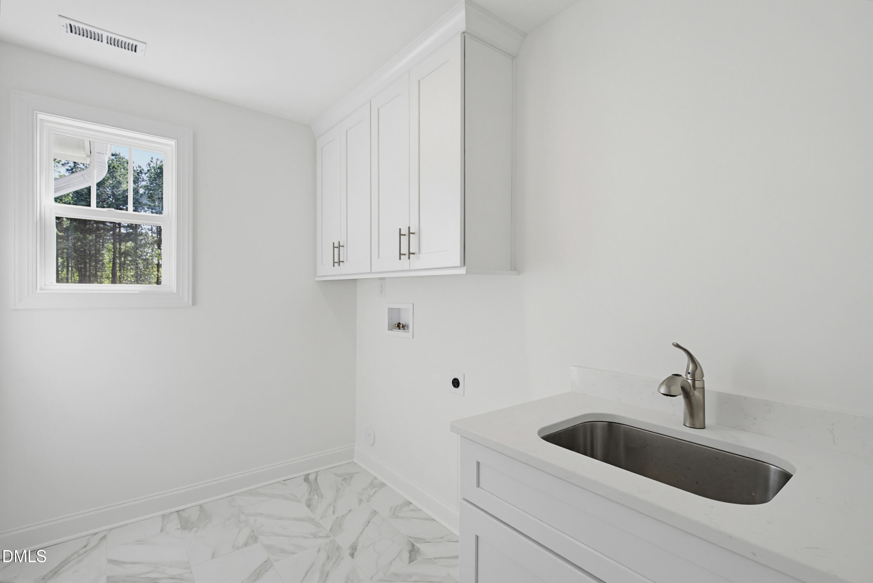 3989 Keystone Road Property Photo 17