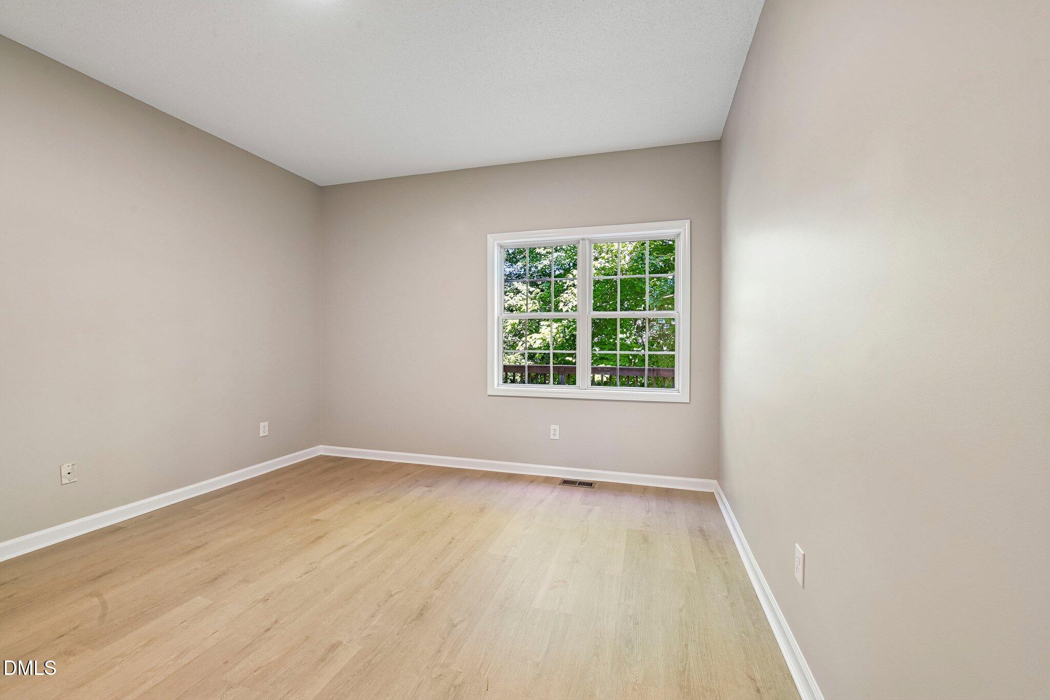 321 Silverberry Court Property Photo 14