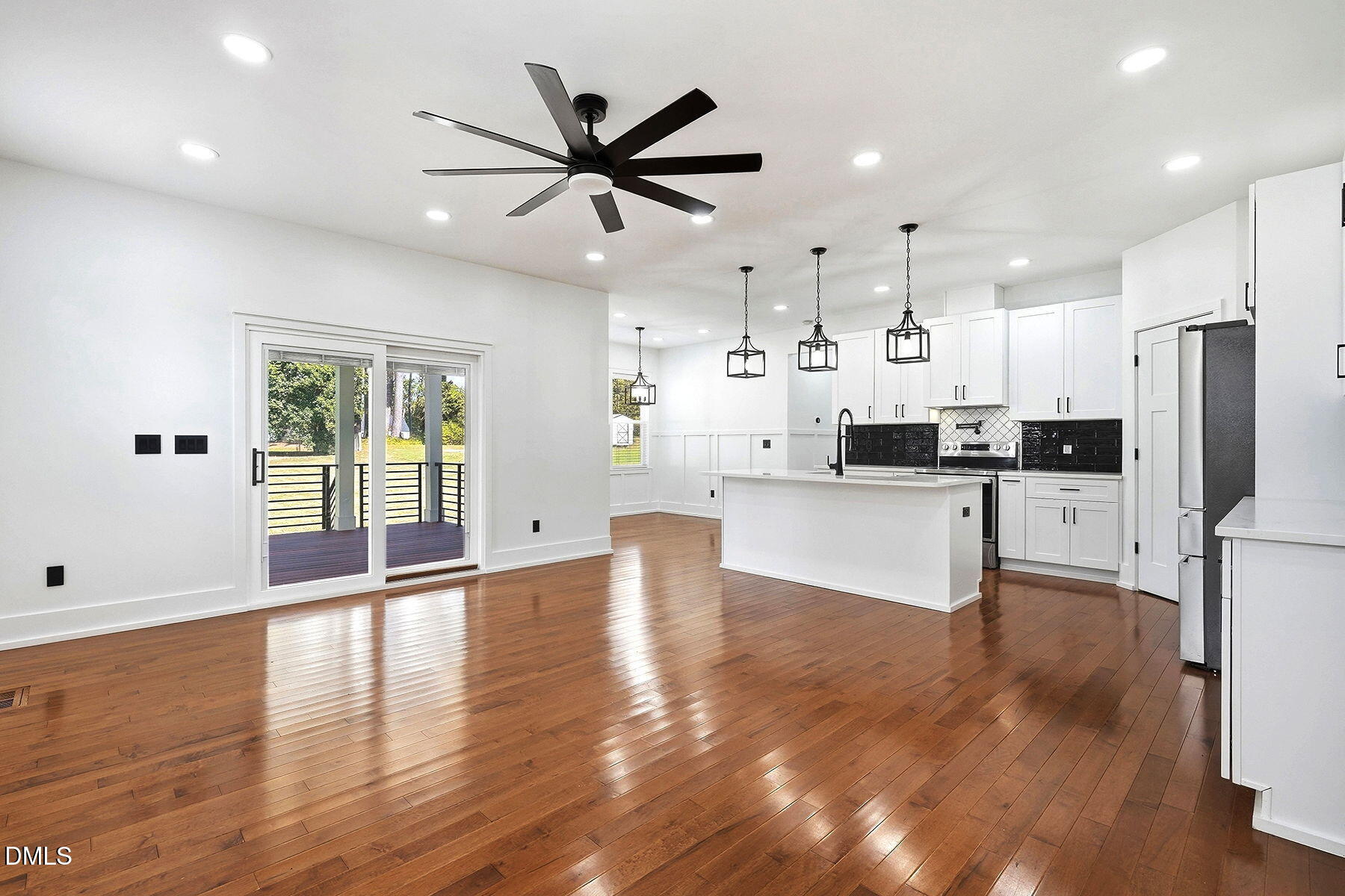 409 Hancock Street A Property Photo 7