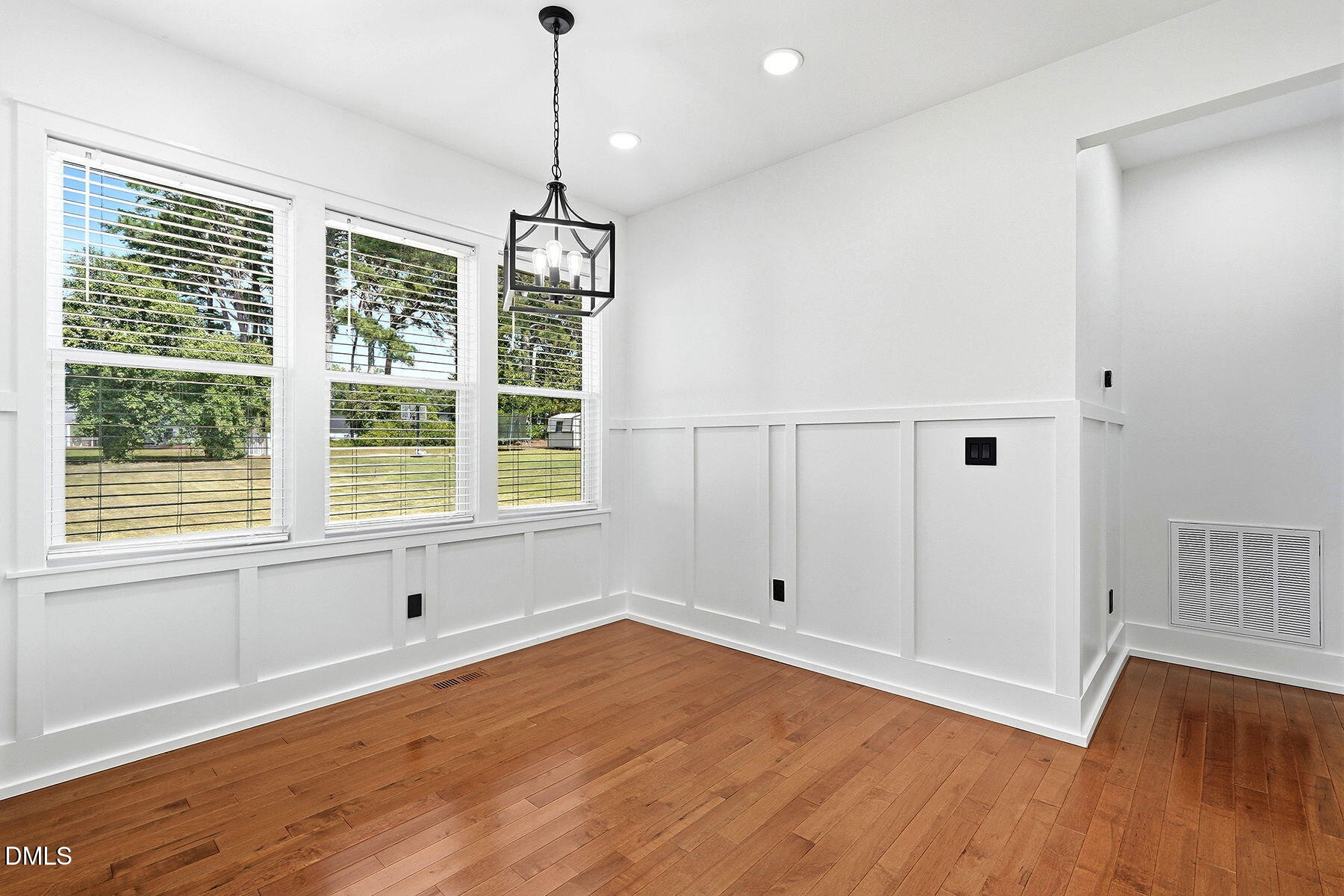 409 Hancock Street A Property Photo 12