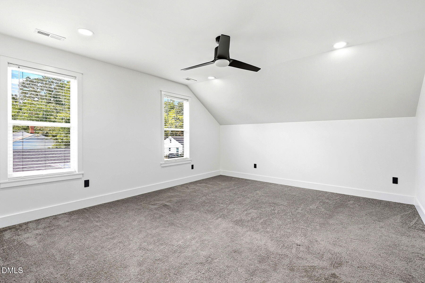 409 Hancock Street A Property Photo 16