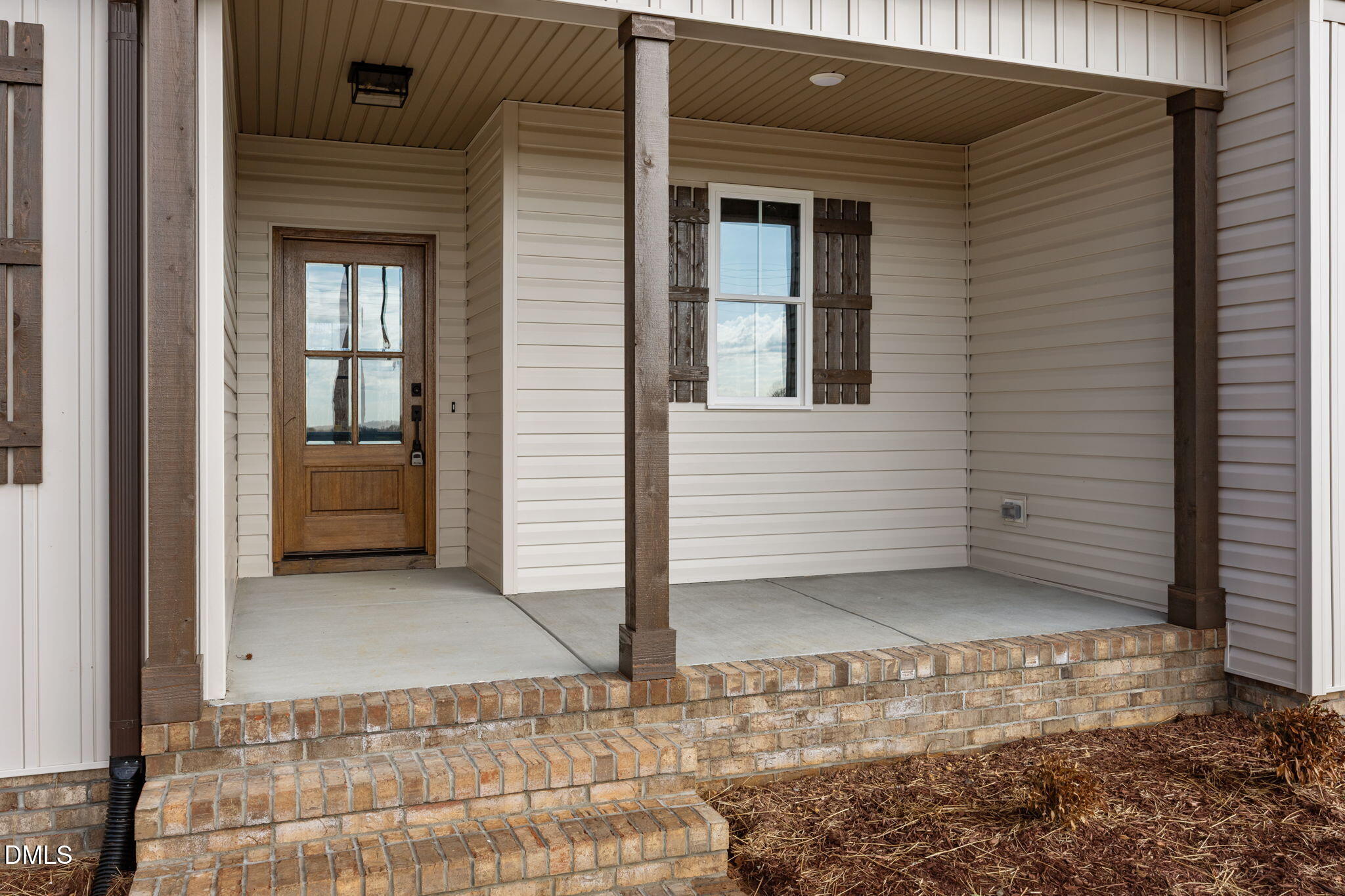 2042 Enon Road Property Photo 2