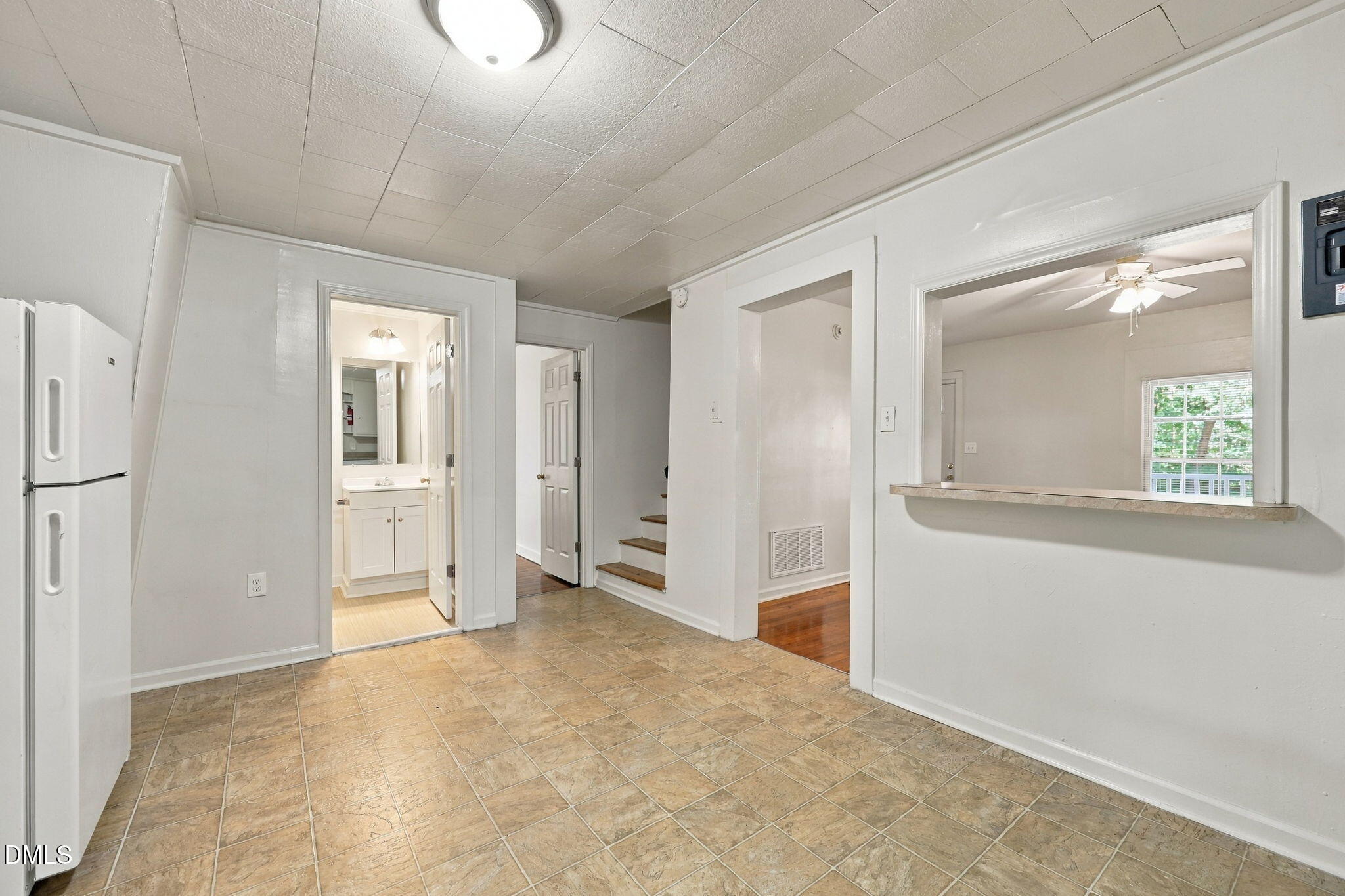 906 Orient Street Property Photo 15