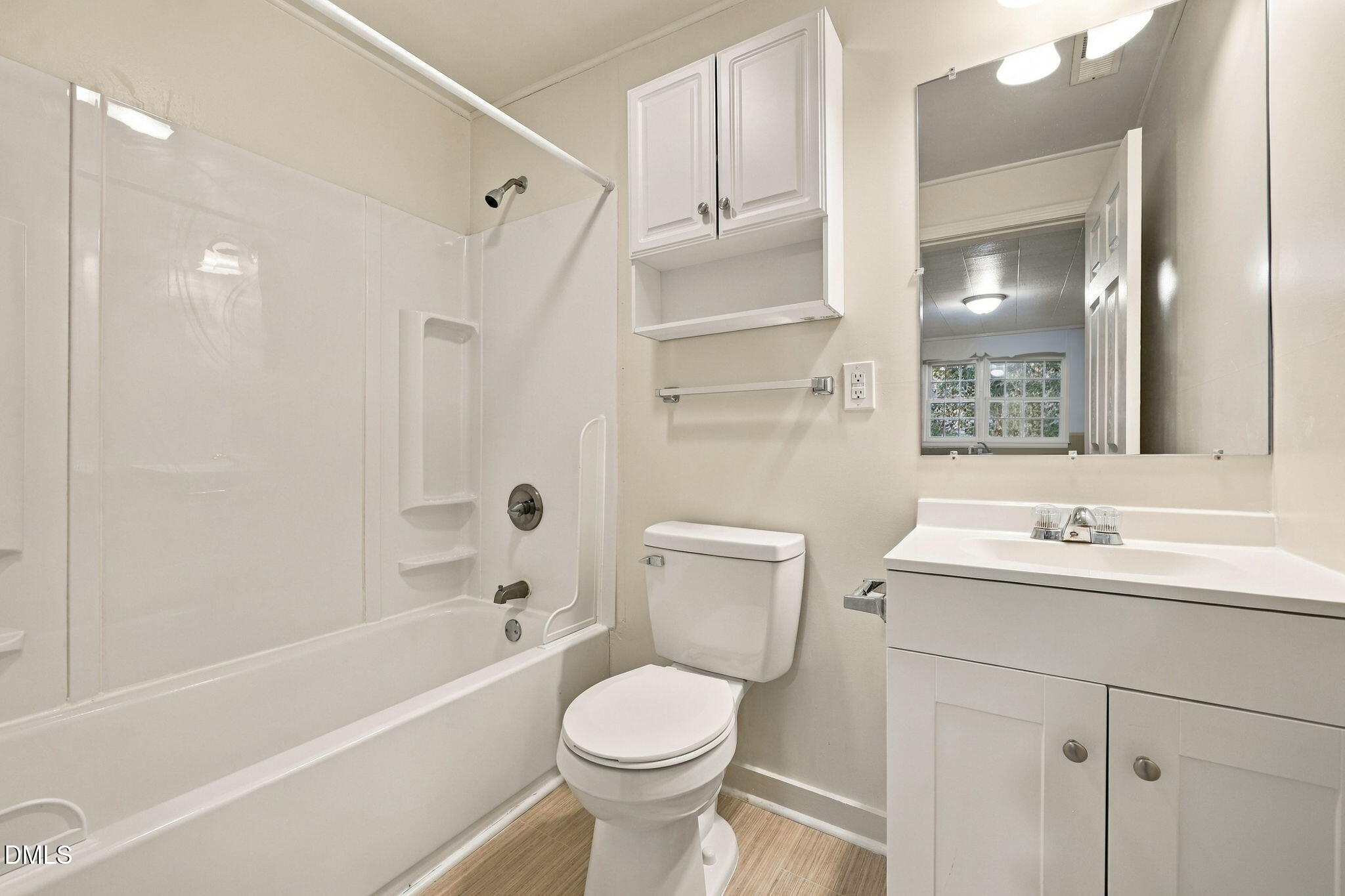 906 Orient Street Property Photo 16