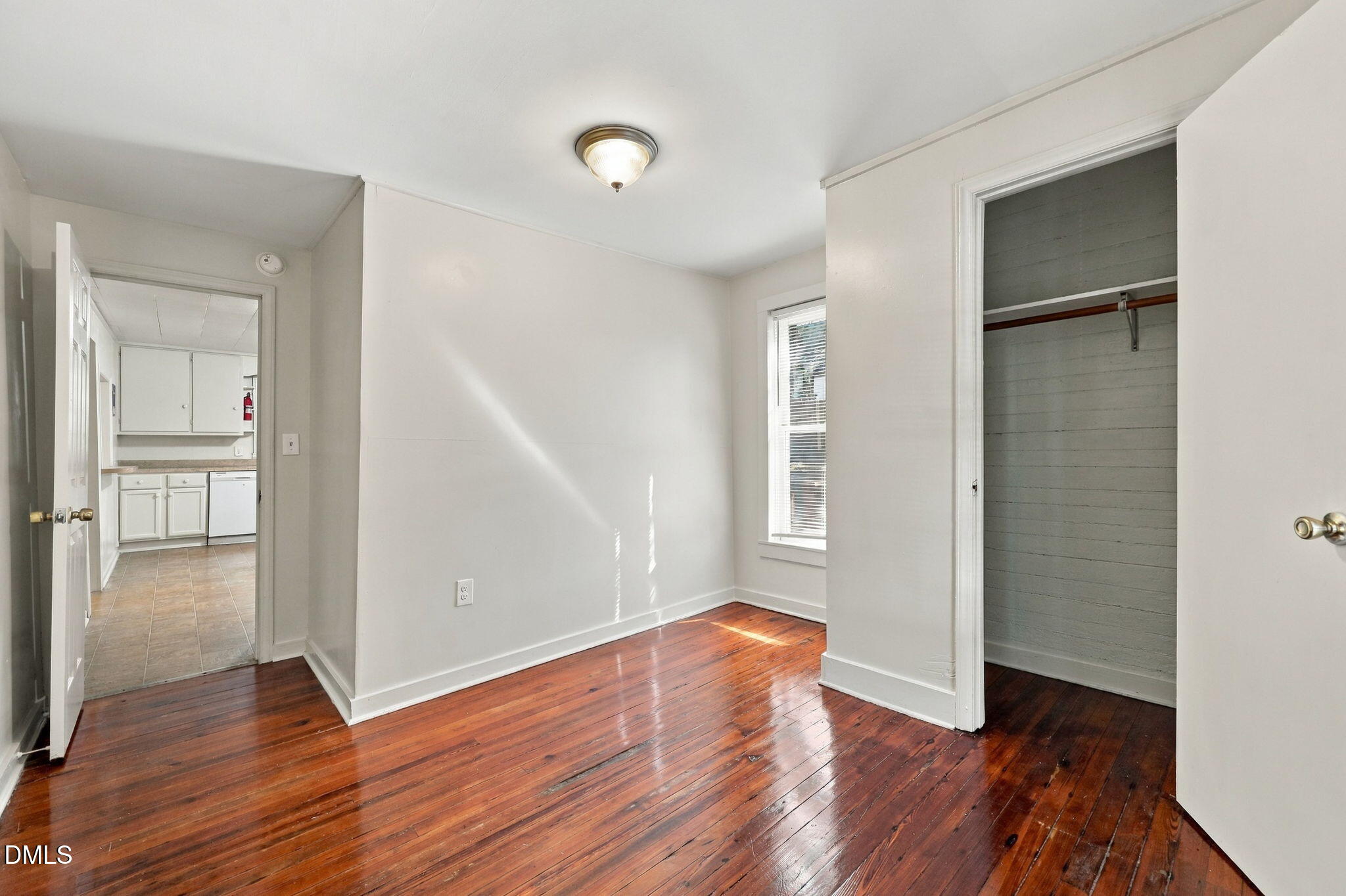 906 Orient Street Property Photo 18