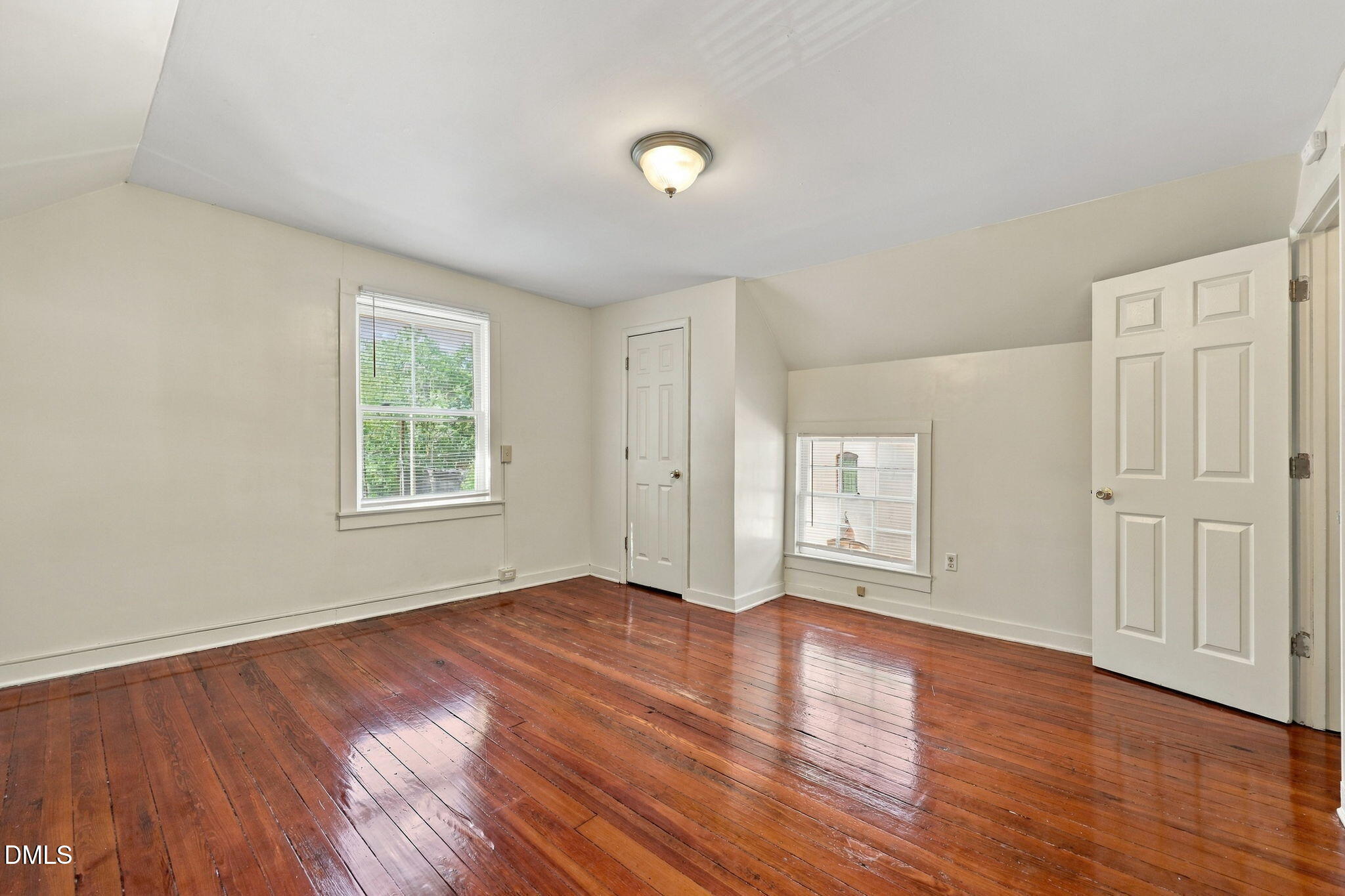 906 Orient Street Property Photo 20