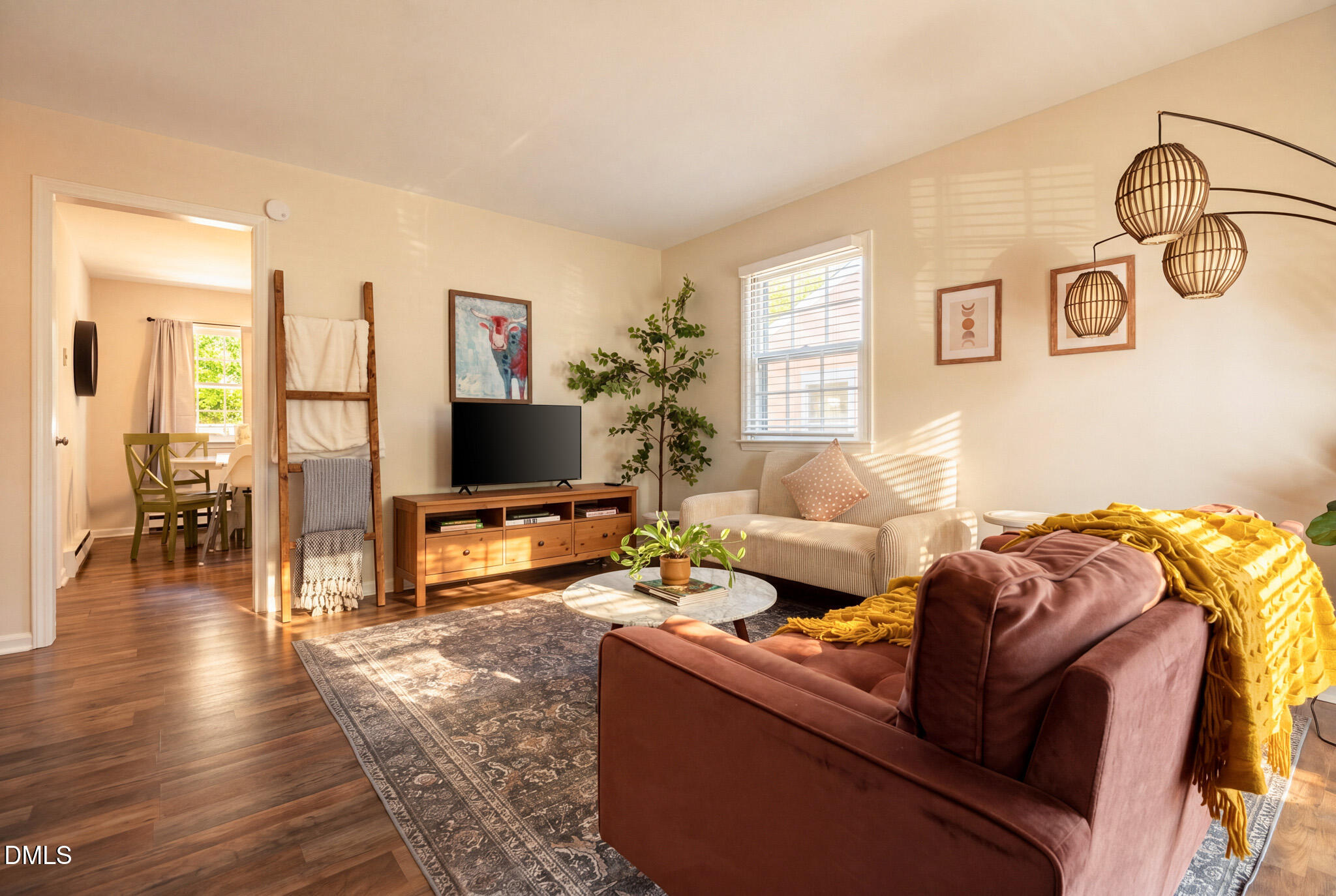 1208 W Murray Avenue Property Photo 3