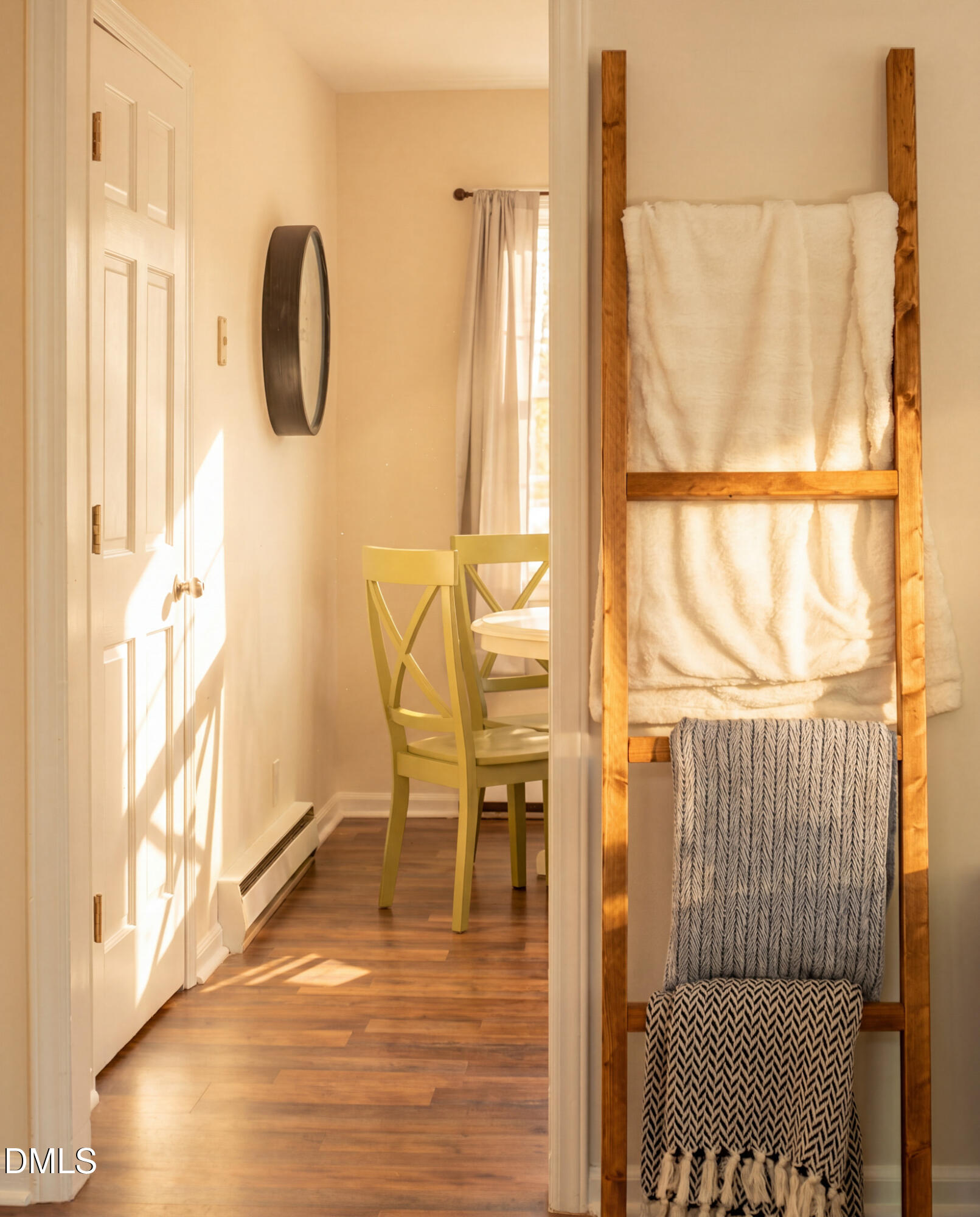1208 W Murray Avenue Property Photo 4
